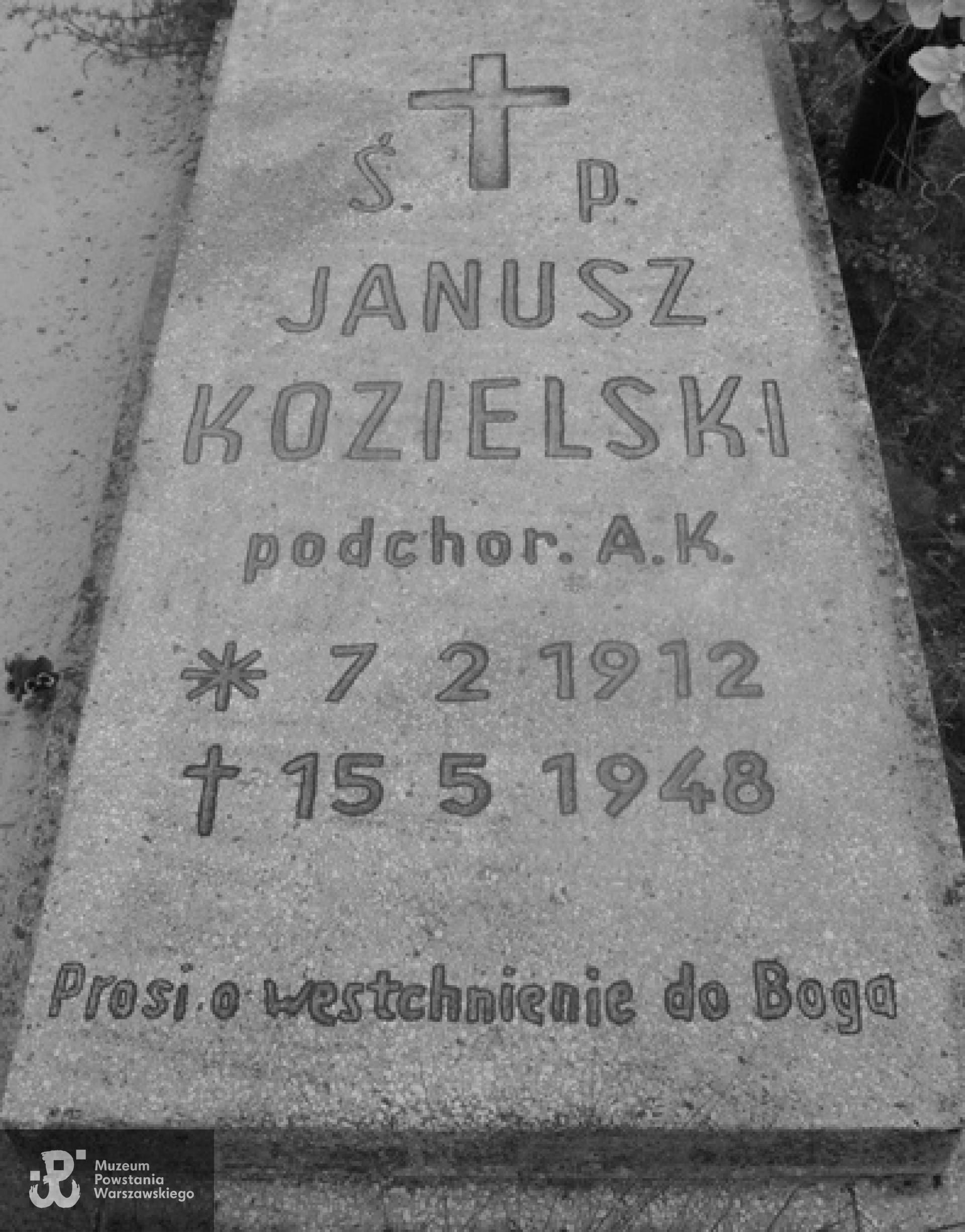 Mogiła na cmentarzu parafialnym w Chojnie (Chojno nad Wartą). Fot. archiwum rodzinne.