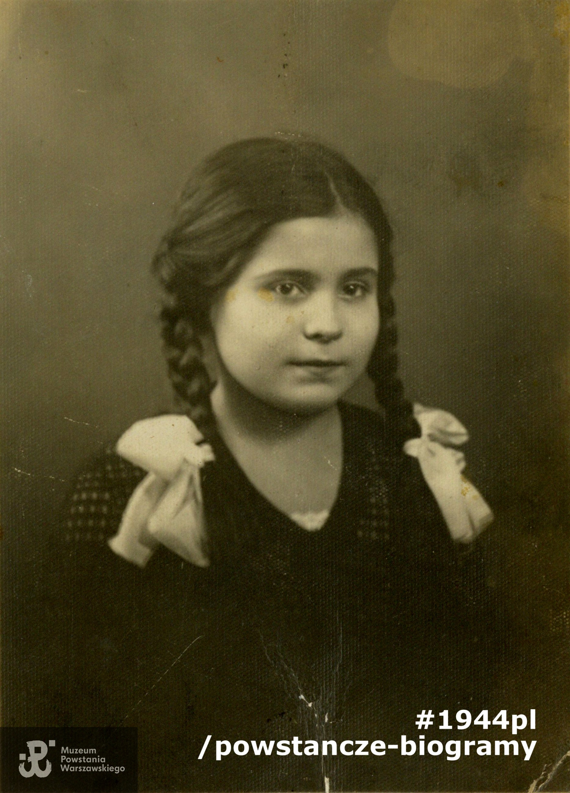  Maria Falkiewicz  - fotografia z lat dzieciństwa. Fot. ze zbiorów rodzinnych p. Jerzego Sajdaka, syna.
