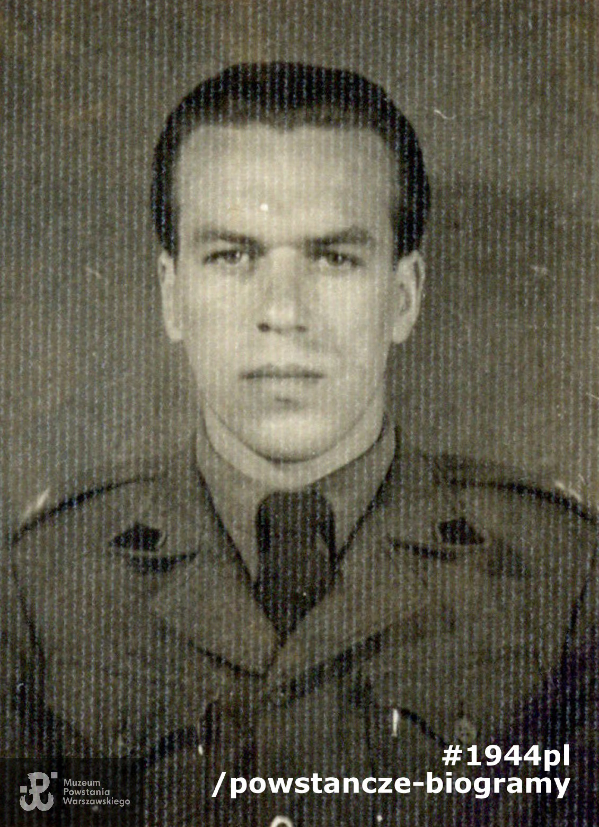  W mundurze PSZ, 1945-1946 r. Ze zbiorów Muzeum Powstania Warszawskiego, sygn. P/9080/18