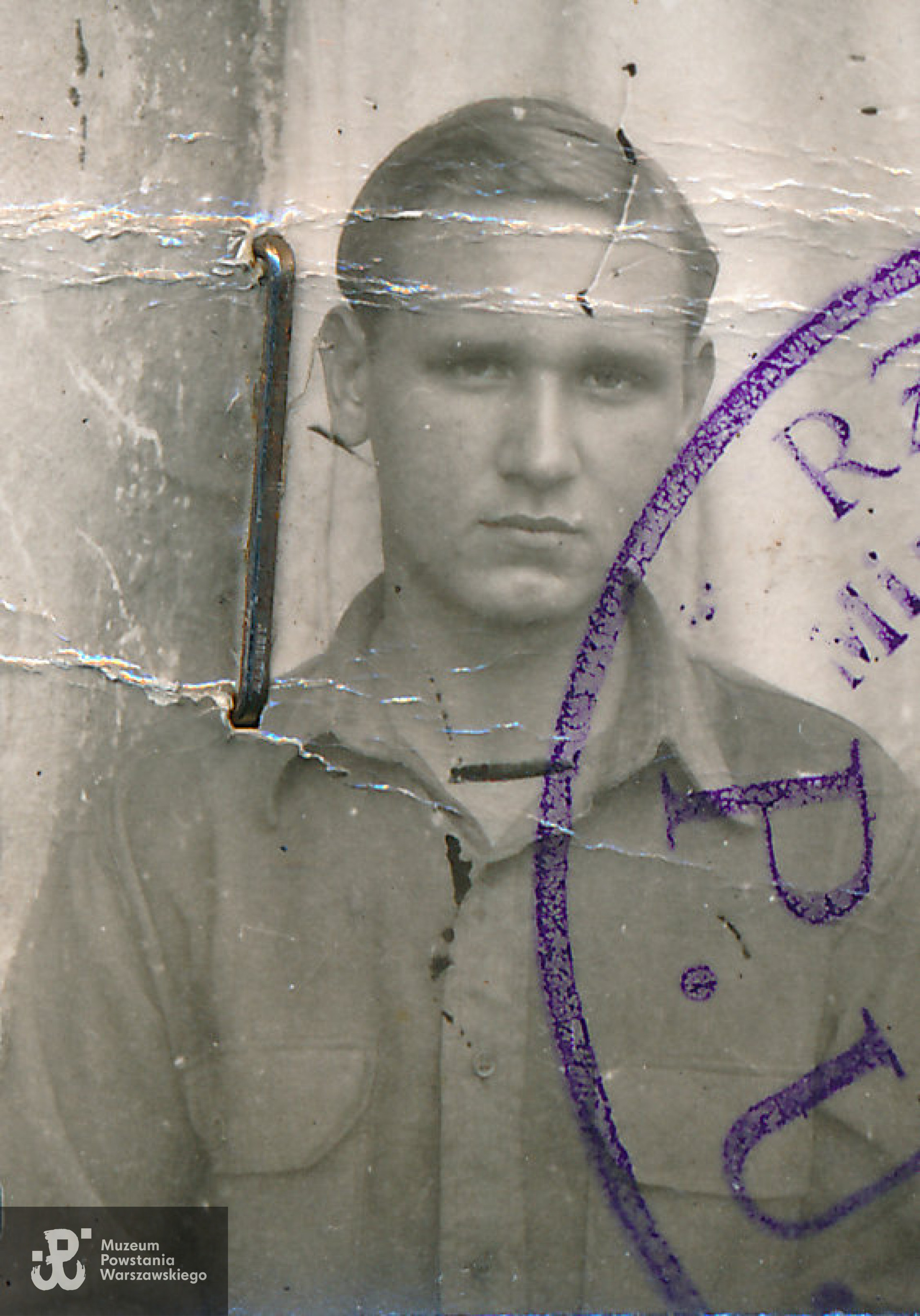 Czesław Pawlak ps. Ryszard - 1945 rok, fotografia pochodząca z dokumentów repatriacyjnych. Archiwum rodzinne