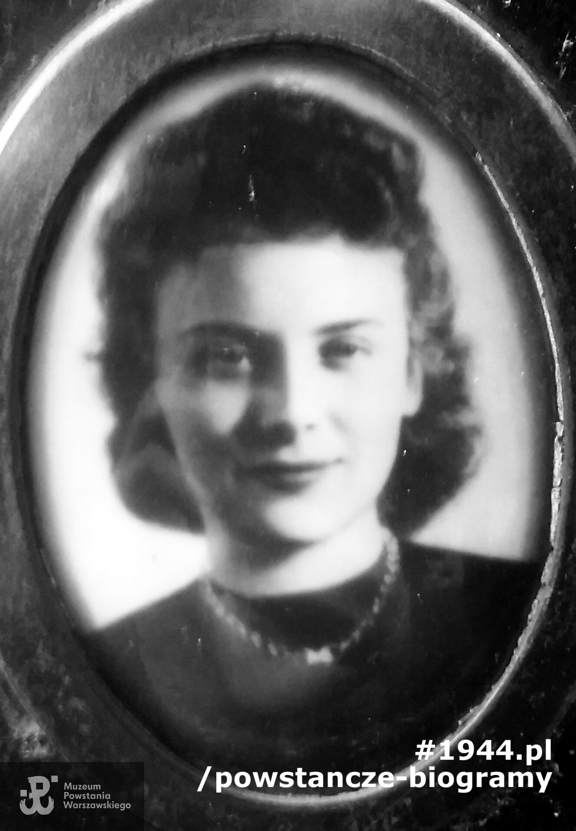 Fotografia umieszczona na nagrobku na Powązkach Wojskowych. Fot. udostępniła Magdalena Ciok