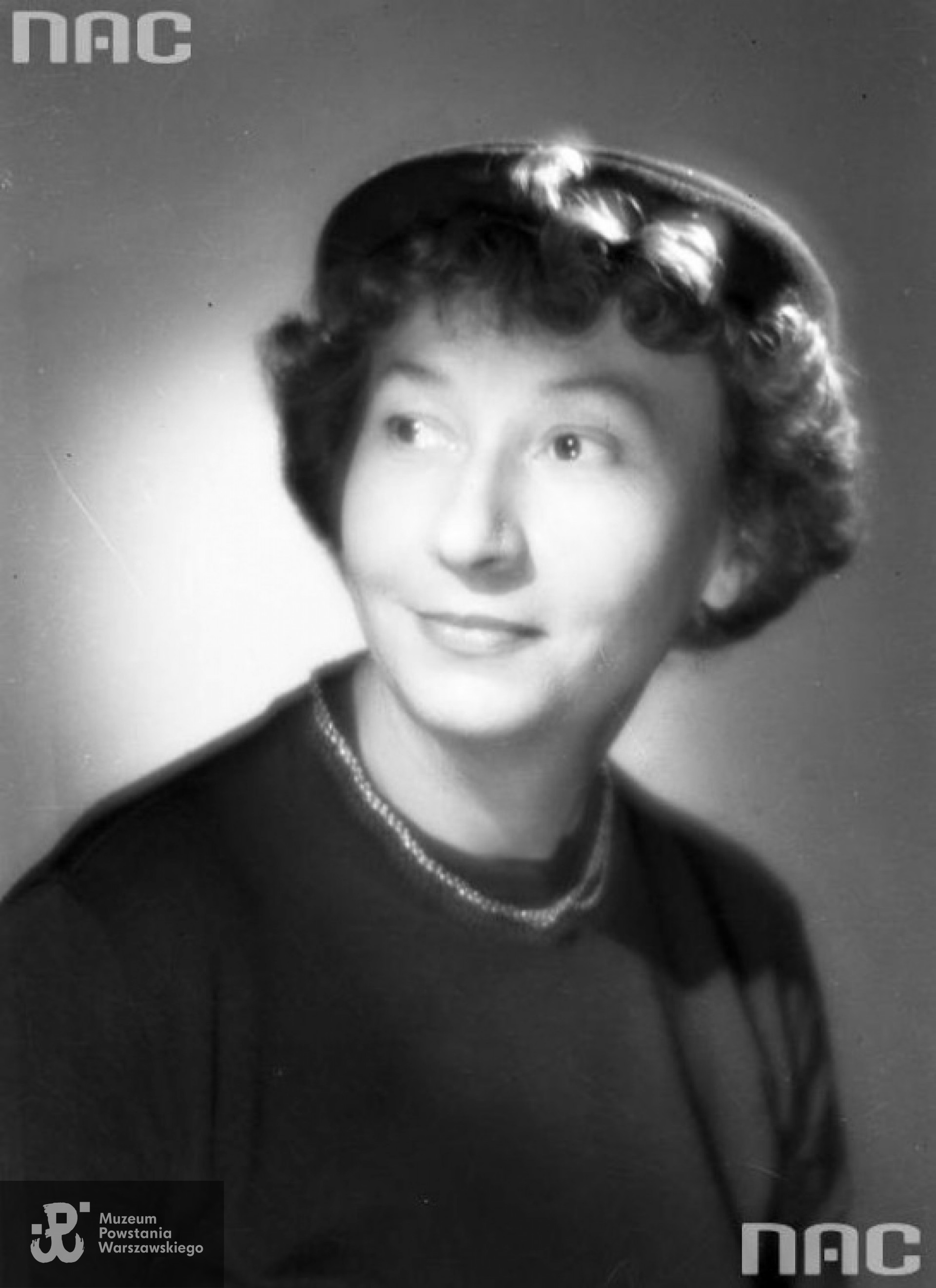 Irena Kwiatkowska. Archiwum fotograficzne Edwarda Hartwiga. Zbiory NAC [www.nac.gov.pl]