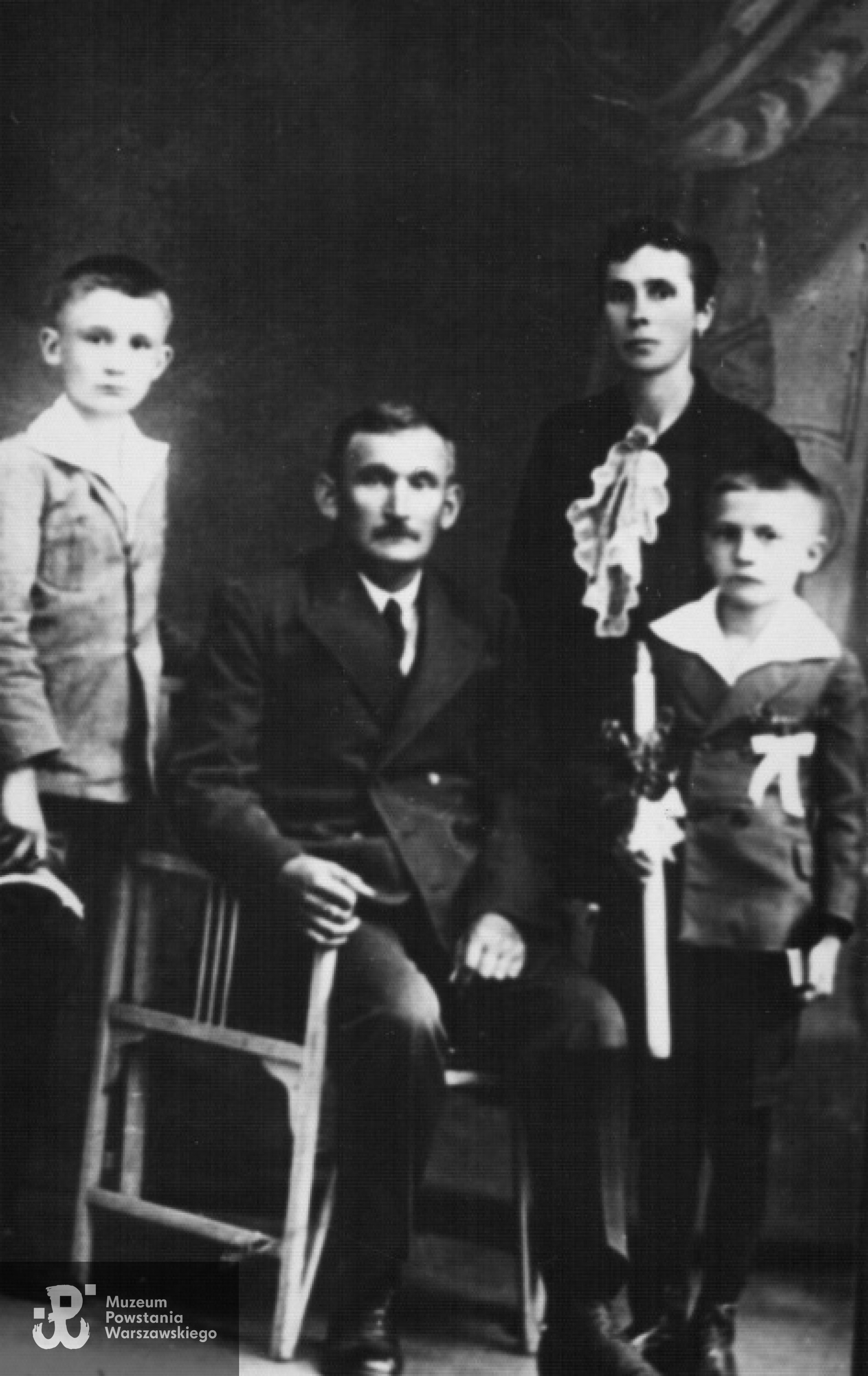 Od lewej: Antoni, Władysław, Wiktoria i Stanisław Langnerowie. Zbiory Hanny Langner-Matuszczyk