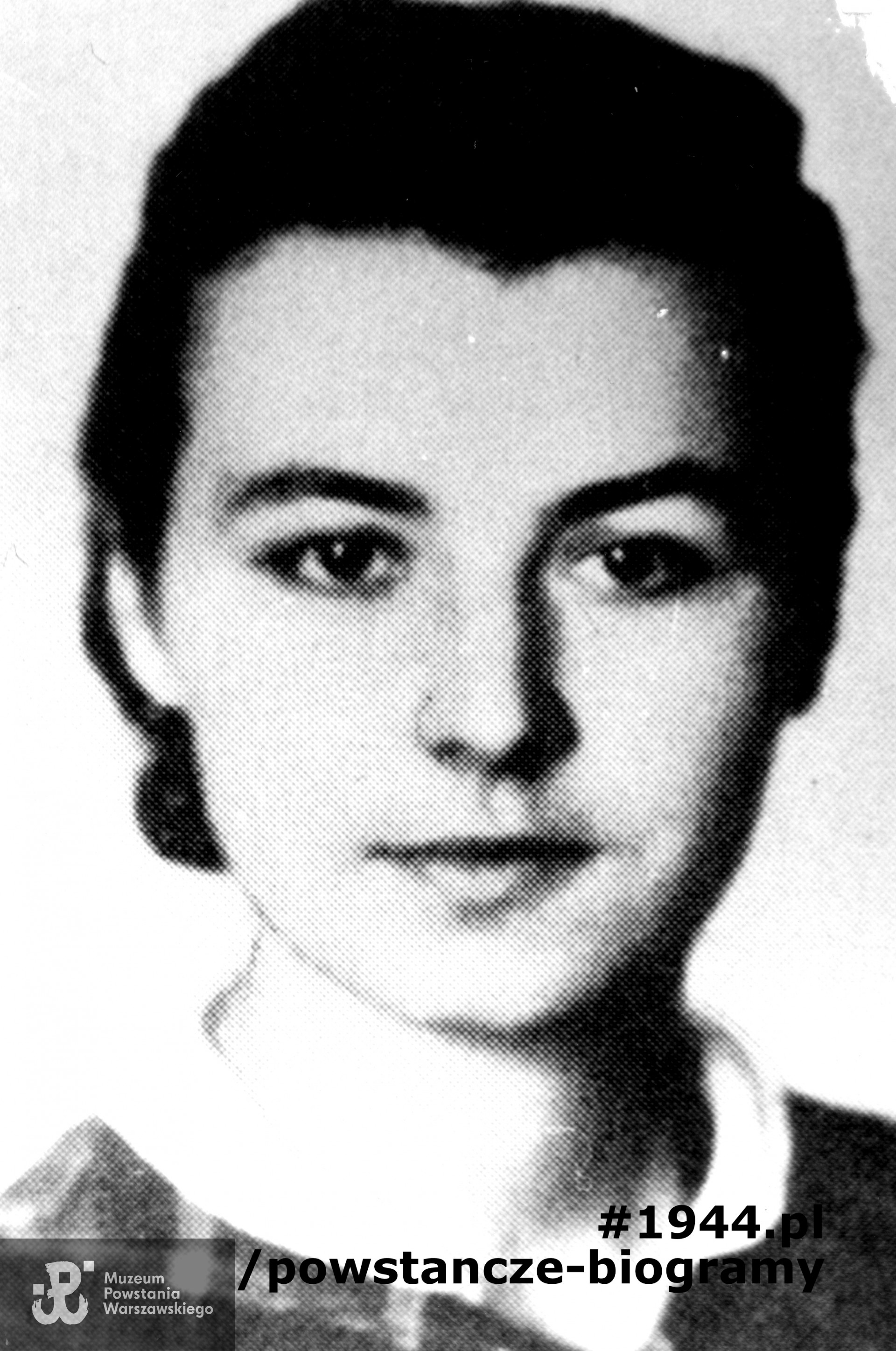 Sanitariuszka  Jolanta Alicja Wedecka "Strzała" (1922-1981). Fotografia portretowa ze zbiorów Muzeum Powstania Warszawskiego, sygn. MPW-IK/2996