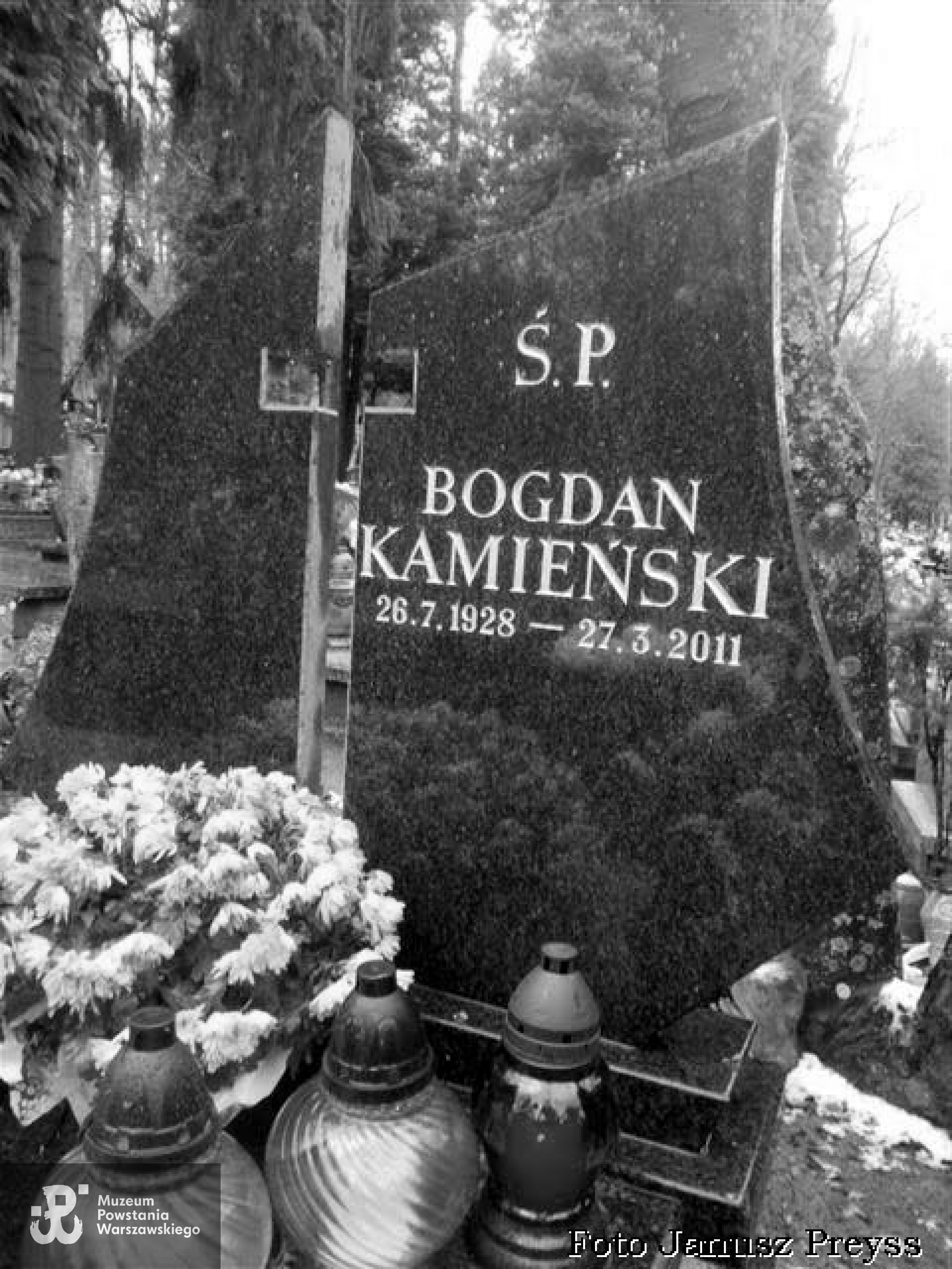 Mogiła Bogdana Kamieńskiego ps. "Maciek" na Cmentarzu Witomińskim w Gdyni. Fot. Janusz Preyss ( listopad 2013)