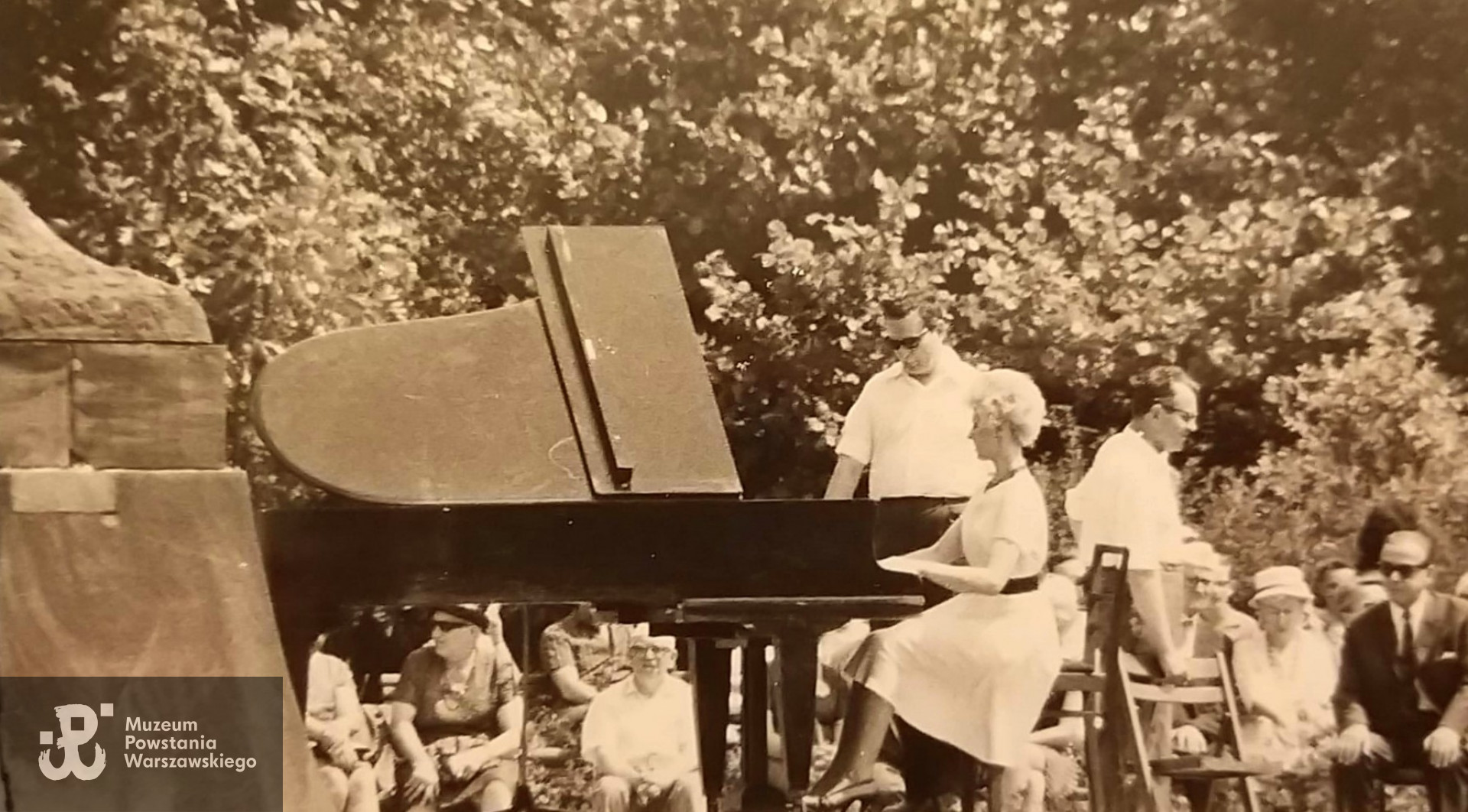 Fot. ze zbiorów rodzinnych p. Danuty Teresy Dworakowskiej - Jędrzejczak. 