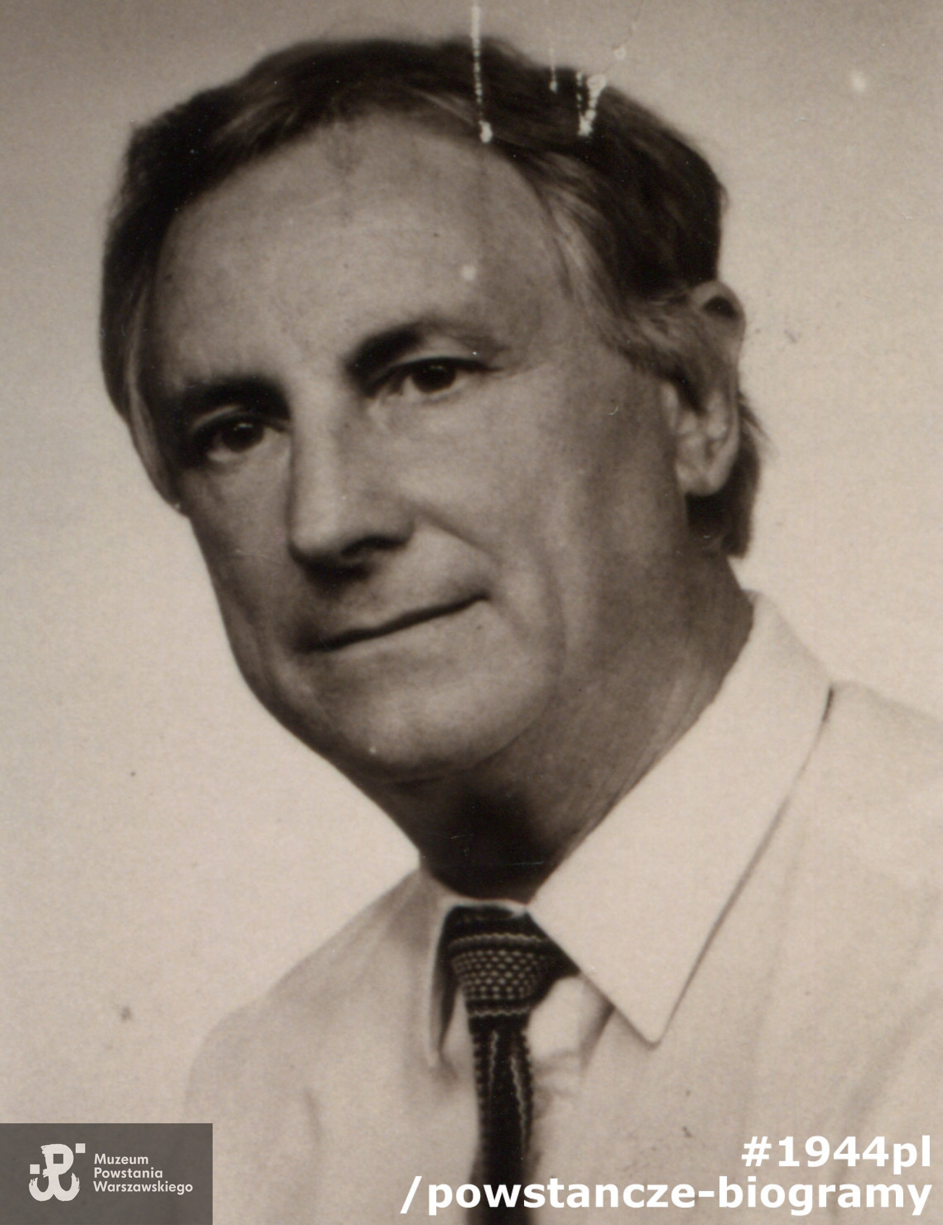 Bronisław Troński „Jastrząb” (1921-2012), fotografia dołączona do ankiety uczestnika Powstania Warszawskiego zbiory Muzeum Powstania Warszawskiego P/5901 archiwum zgrupowania AK „Leśnik”