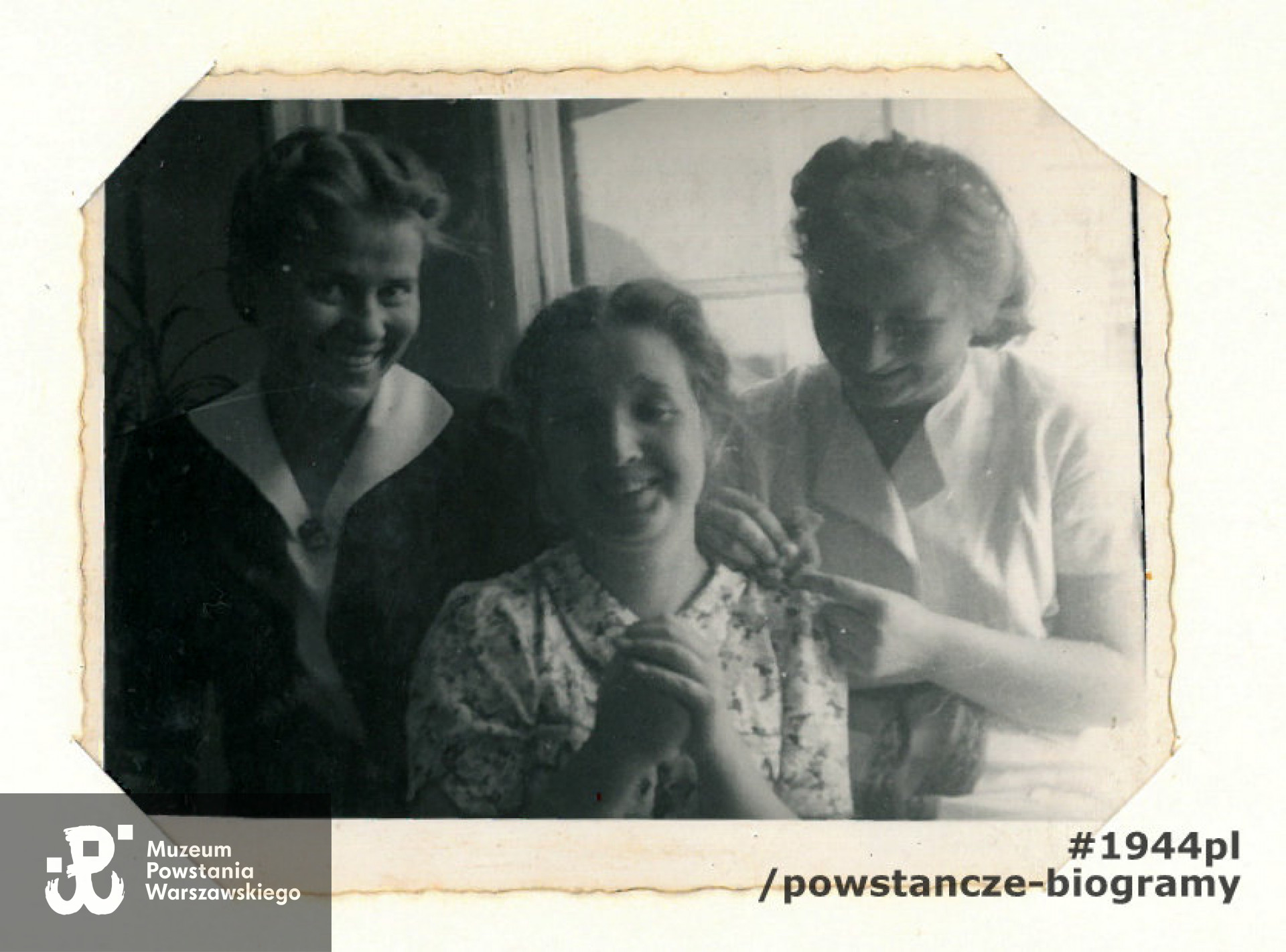 16.06.1940 od lewej:  1)Stasia Bijakówna, 2) Stasia Łubiewska, 3) Adela Orzechowska