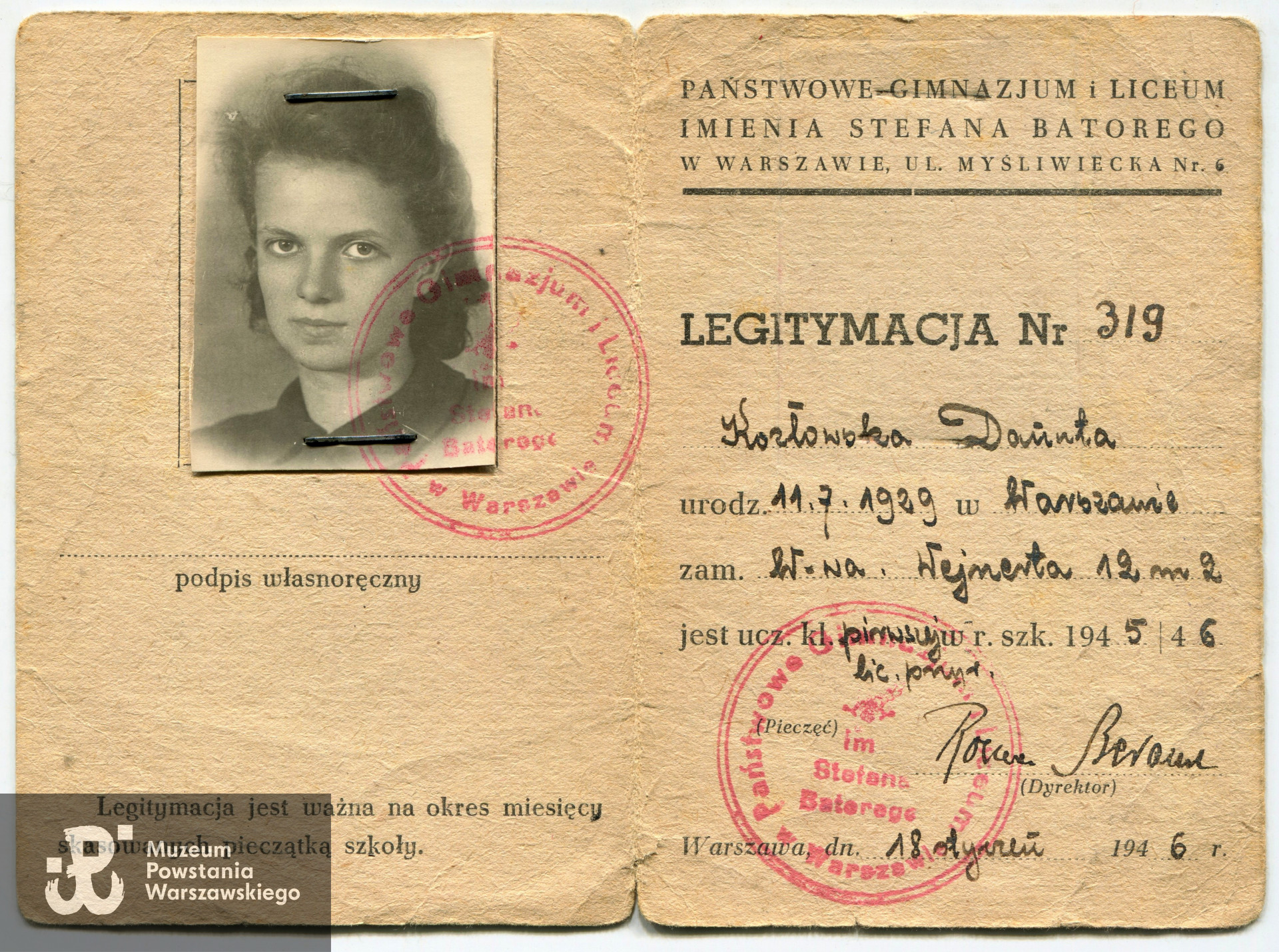 Powojenna legitymacja szkolna Gimnazjum i Liceum im. Stefana Batorego w Warszawie. Zbiory prywatne  p. Danuty Pajączkowskiej