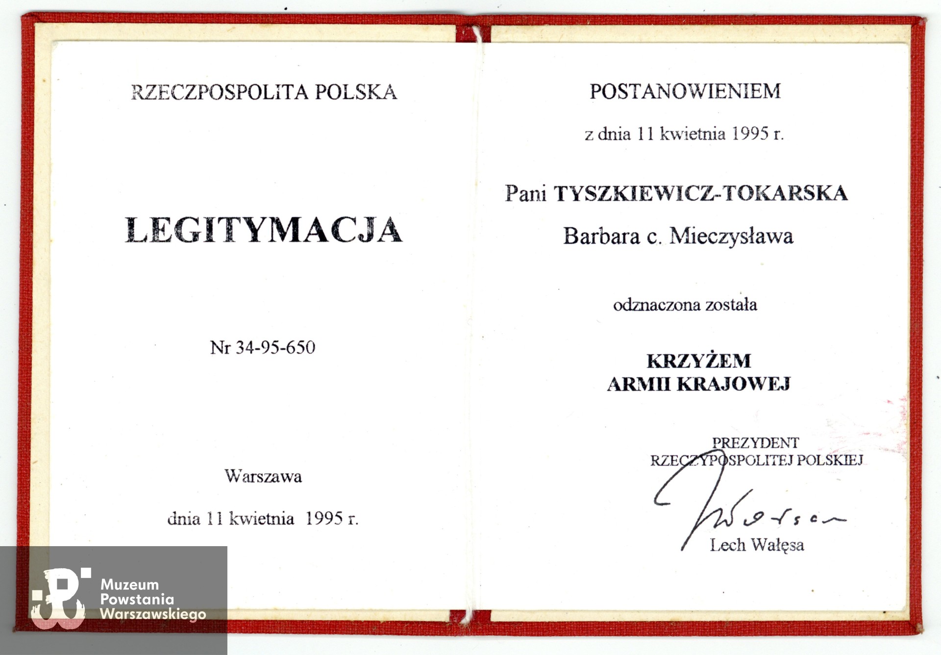 Ze zbiorów p. Barbary Tokarskiej z domu Tyszkiewicz. Skan wykonano w Muzeum Powstania Warszawskiego 