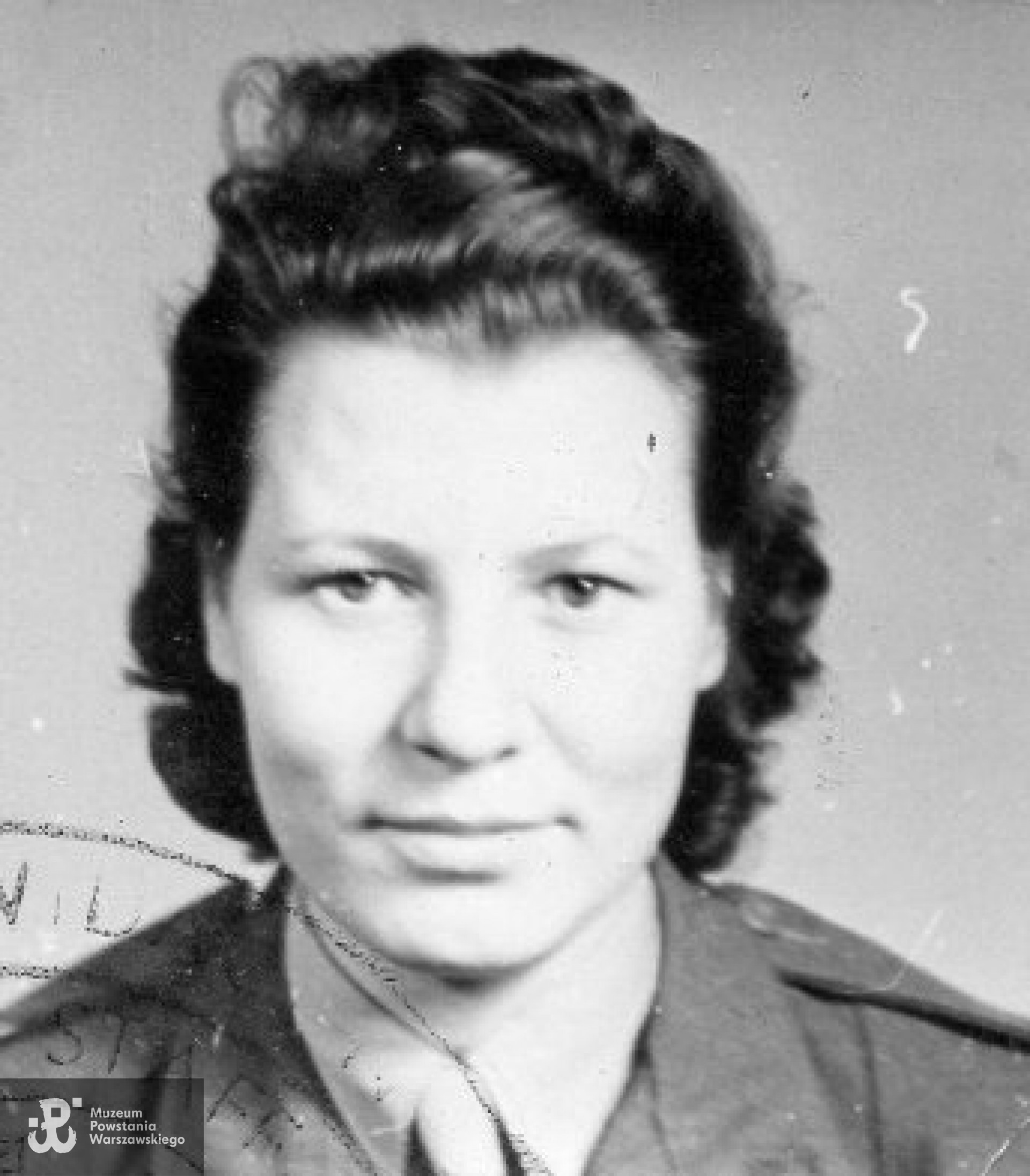 Jadwiga Gniadzik, po mężu Wieczerzak, 1946 rok.  Fotografia z dokumentów, ze zbiorów rodzinnych