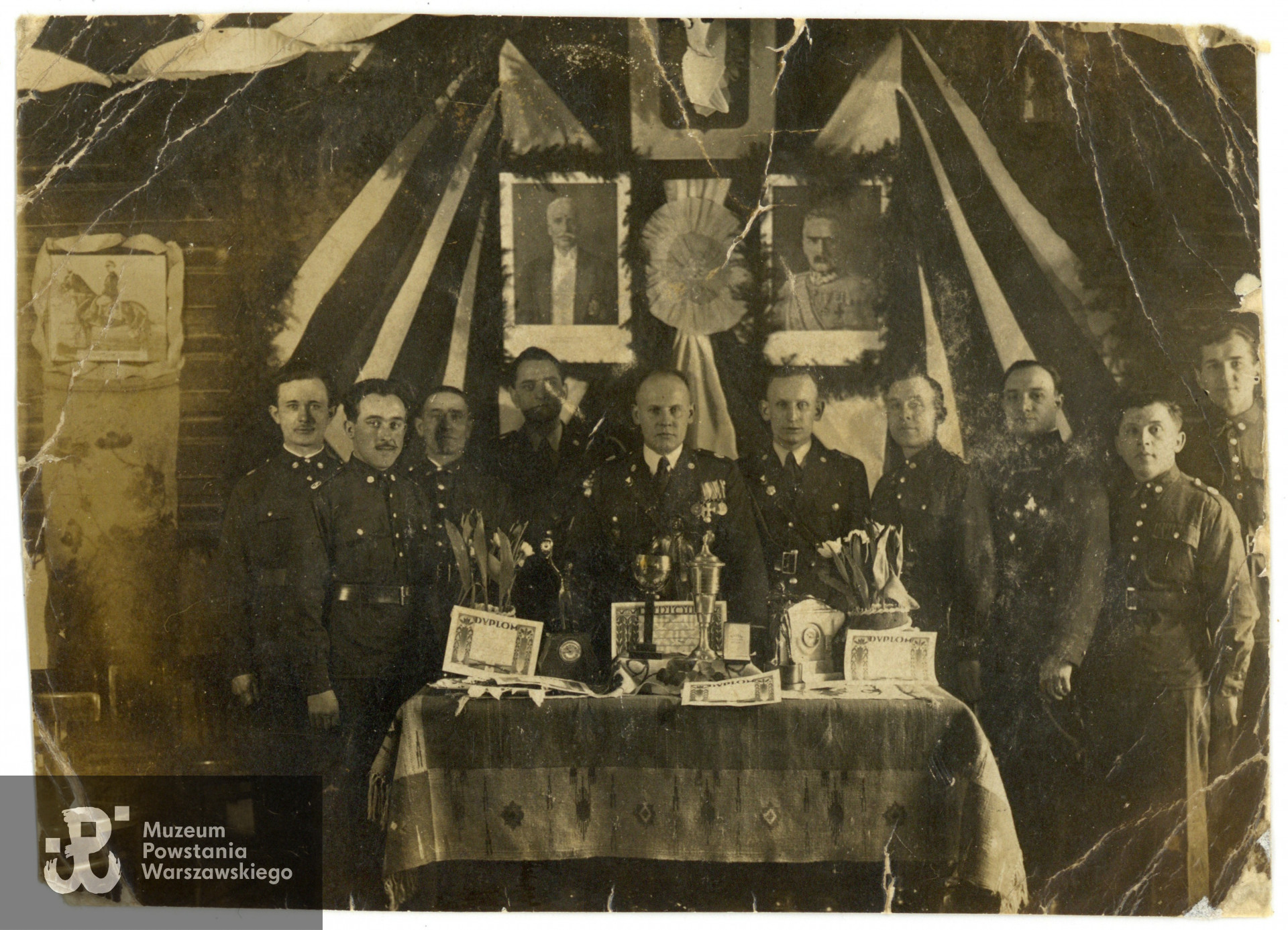 Fotografia ze zbiorów rodzinnych, udostępniła p. Elżbieta Bielicka z domu Stefańska, córka Powstańca. Skan wykonano w Muzeum Powstania Warszawskiego, 10/2023.