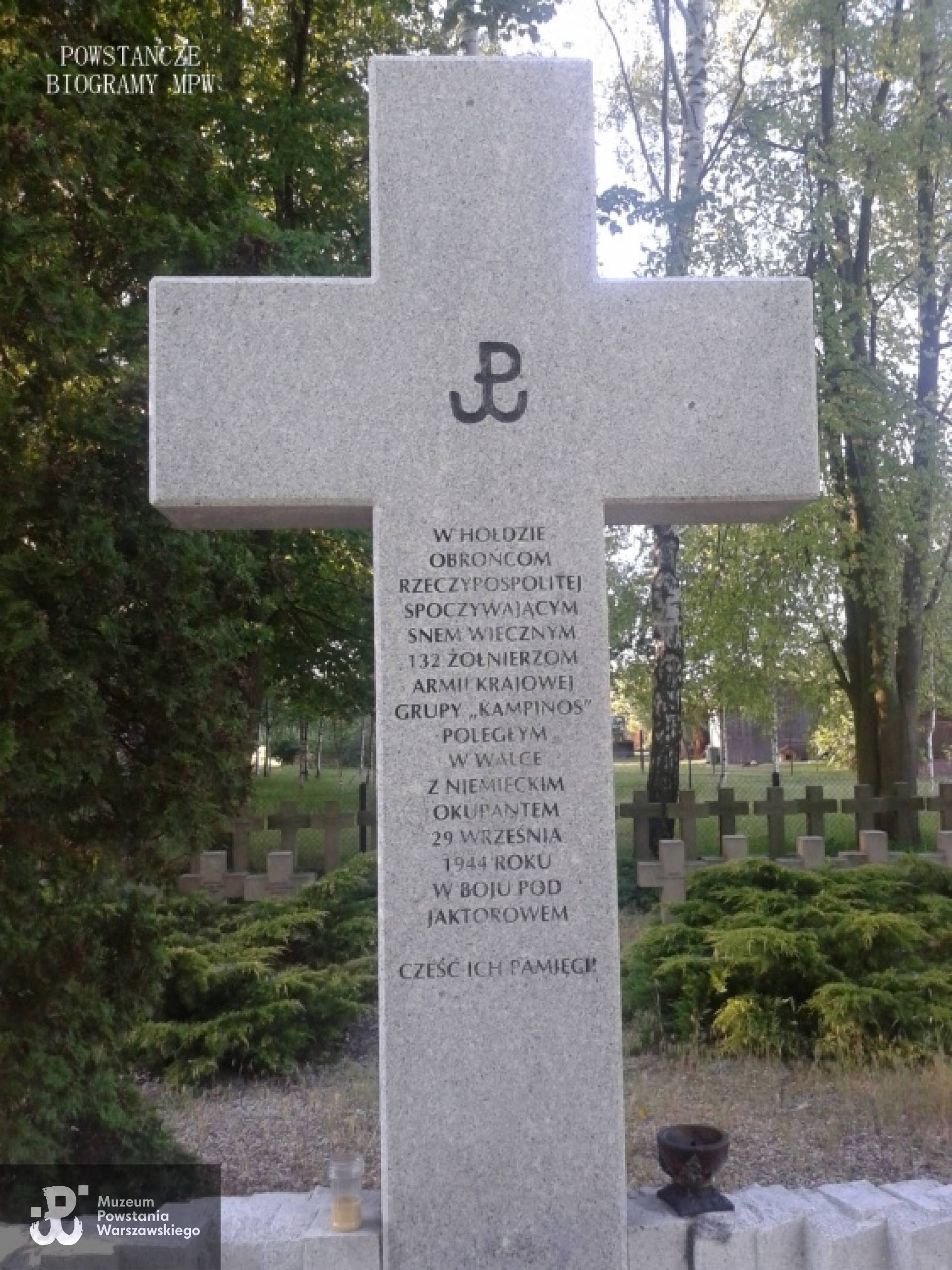 Cmentarz  Wojenny  żołnierzy AK Grupy Kampinos w Budach Zosinych. Fot. Mariusz Skroński.