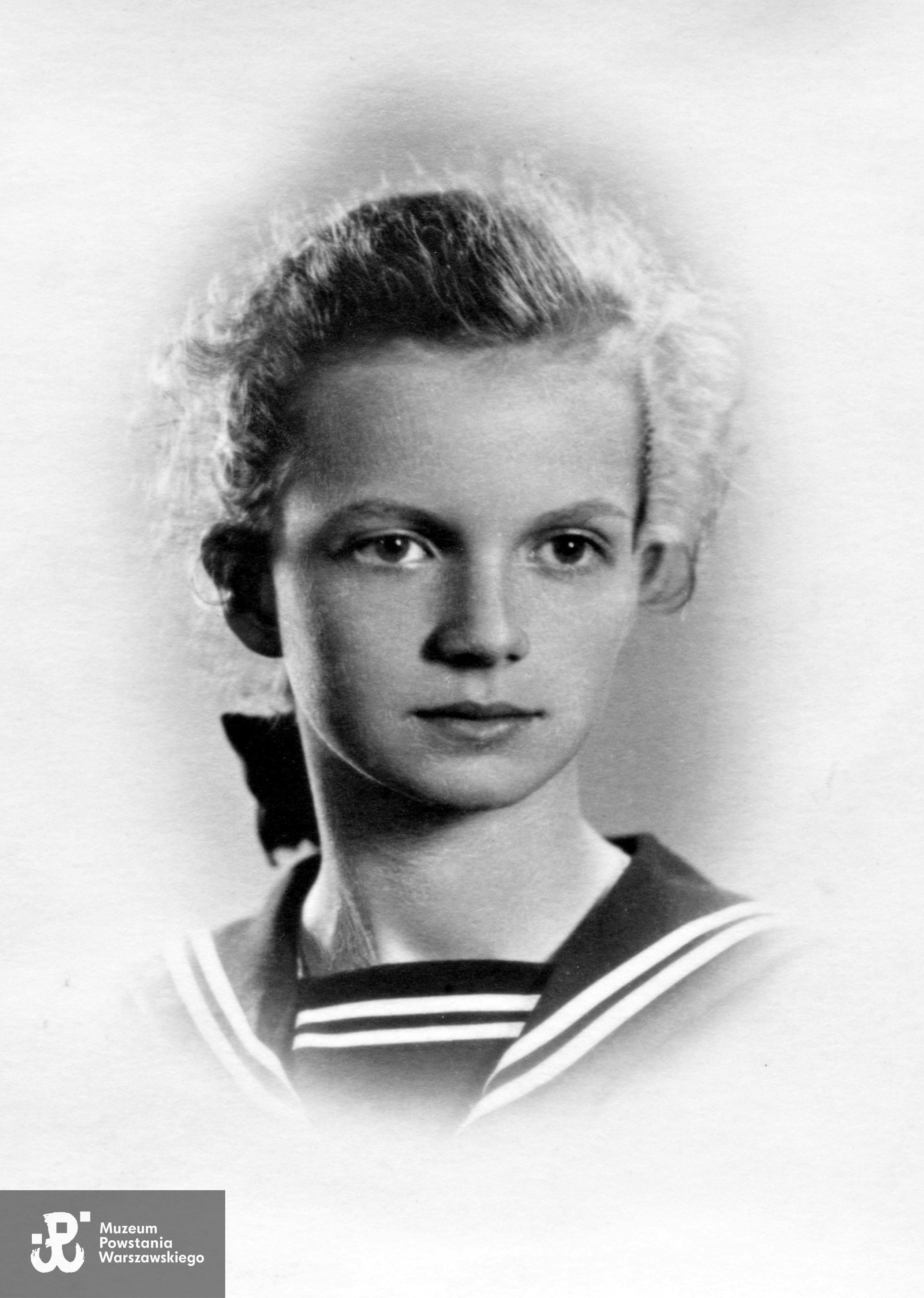 Danuta Otylia Kozłowska, po wojnie Pajączkowska (1929-2022).  Na zdjęciu w roku 1937/1938. Fot. z archiwum rodzinnego p. Danuty Pajączkowskiej