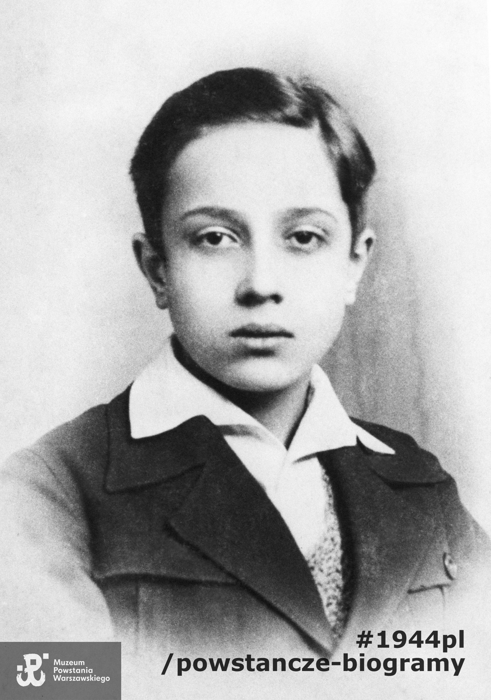 ppor. Janusz Wojtasiewicz "Warda" (1924-1944), żołnierz  Batalionu "Zośka". Fotografia z okresu międzywojennego. Ze zbiorów Muzeum Powstania Warszawskiego, sygn. MPW-IS/2034 (P/9209/19)