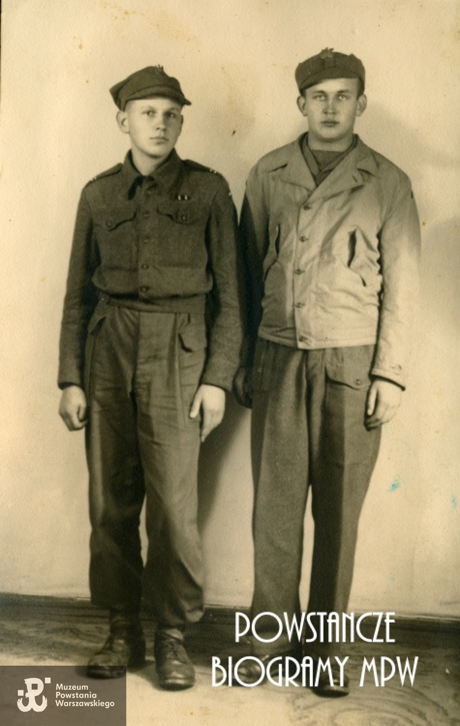 Michał Rechnio (na zdjęciu po lewej) na zdjęciu z kolegą. Fot. z archiwum rodzinnego udostępniła Dorota Zacharzewska