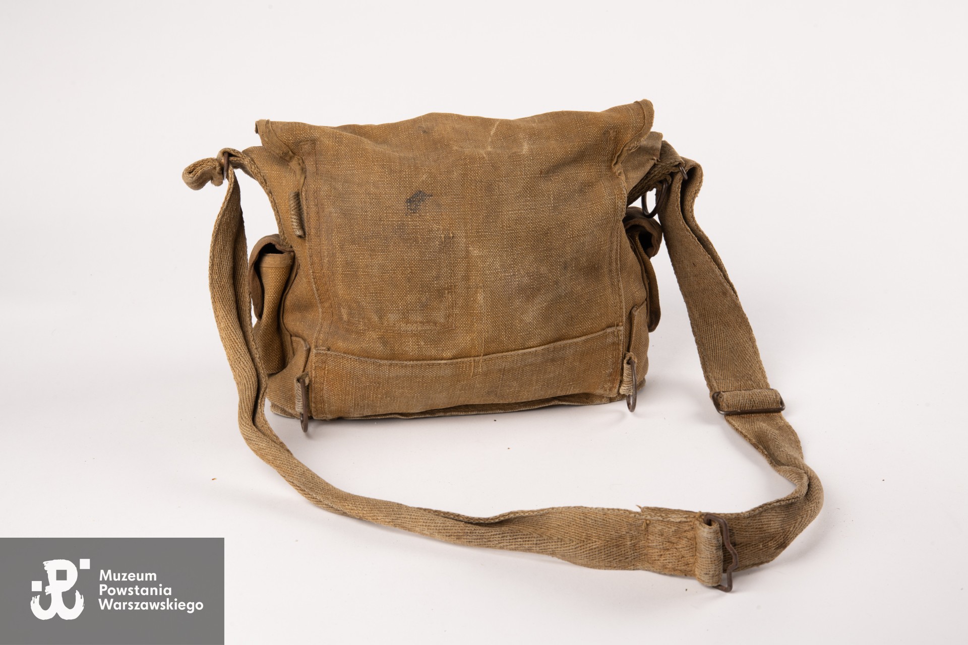 Powstańczy chlebak Zdzisława Dziewońskiego ps. Jastrząb.  Zbiory rodzinne Katarzyny i Adama  Dziewońskich. Fot. Katarzyna Stefanowska, MPW