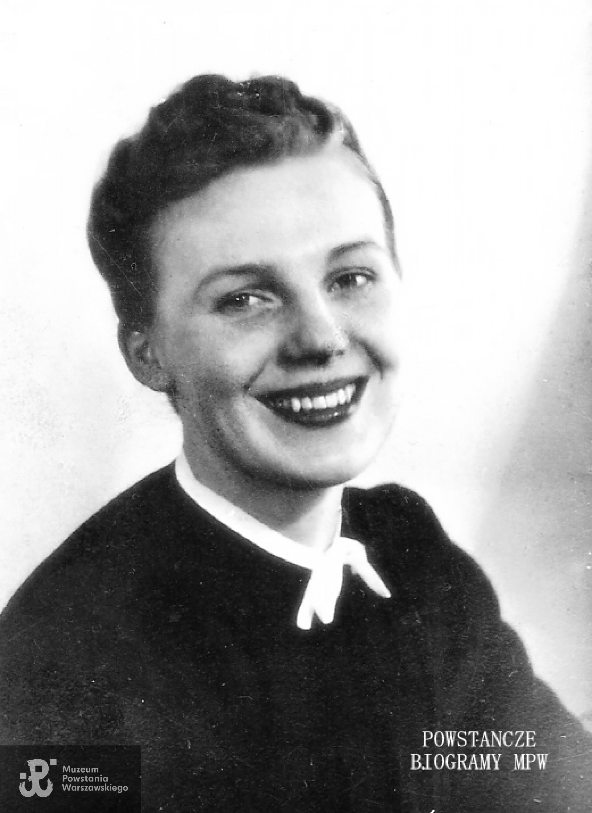Sanitariuszka  Danuta Florentyna Krzeszewska (1919-1944). Fot. archiwum rodzinne