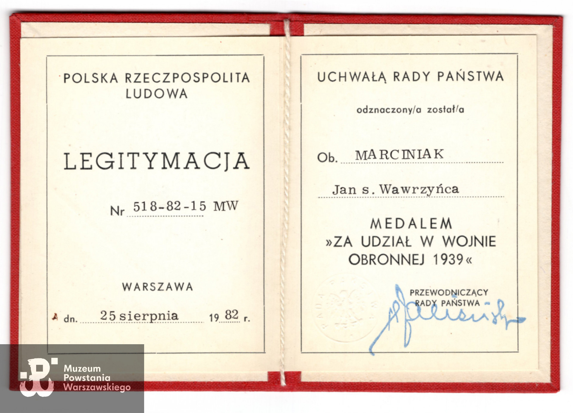 Medal „Za udział w wojnie obronnej 1939” (25.08.1982) - legitymacja odznaczeniowa.  Dokument ze zbiorów rodzinnych, udostępnił p.  Dariusz Skalski, wnuk Powstańca. Skany wykonano w Dziale Kombatanta MPW w styczniu 2024.