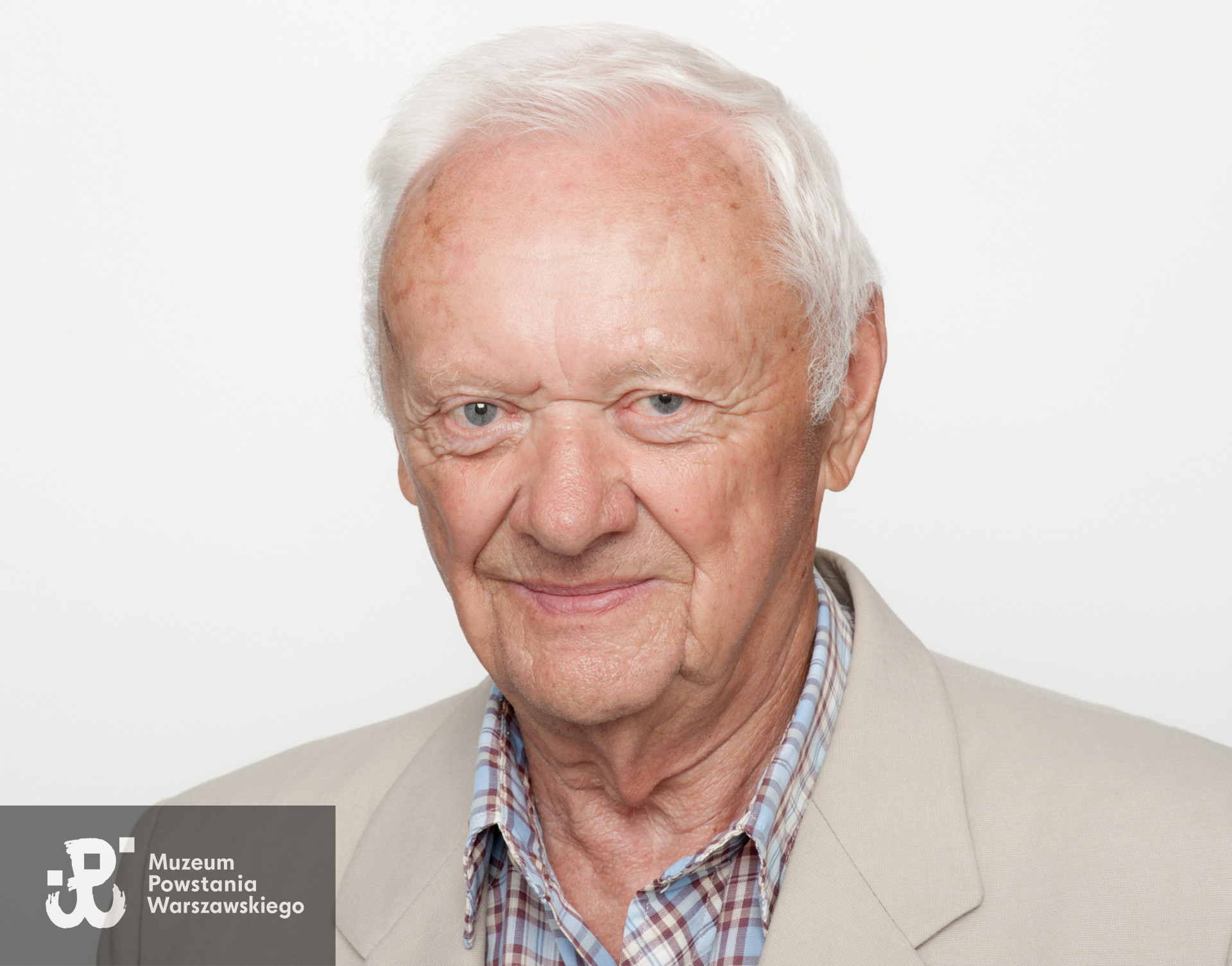 Zdjęcie z serii portretów Powstańców Warszawskich wykonanych w ramach projektu "1944/70/2014" realizowanego przez grupę WWPHOTO dla uczczenia 70. rocznicy wybuchu Powstania Warszawskiego. Muzeum Powstania Warszawskiego, 22.07-04.08 2013.