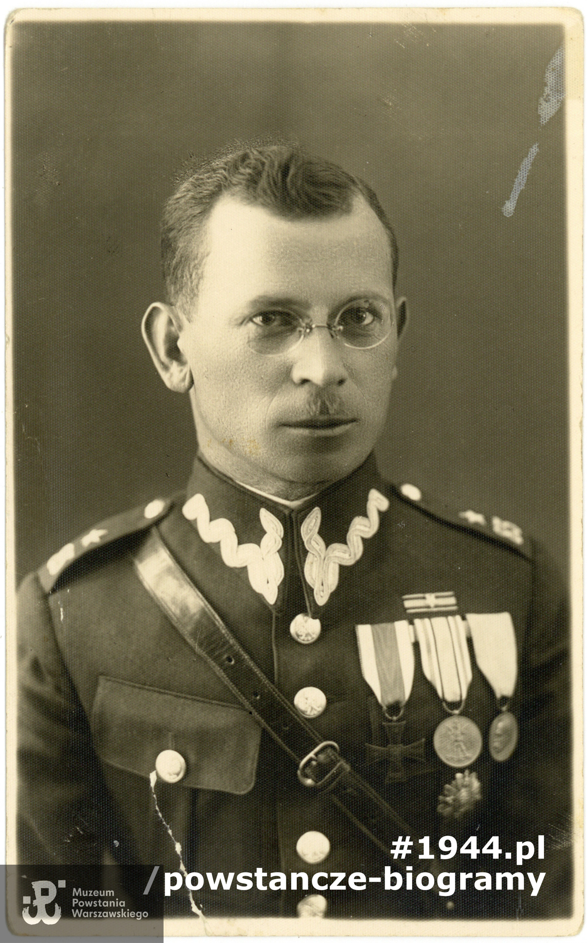 Michał Pietrusiński, 1934 r. Fotografia portretowa ze zbiorów Muzeum Powstania Warszawskiego, sygn. P/1799