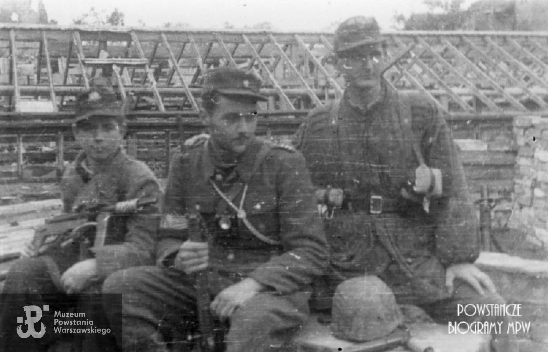 Od lewej: Kazimierz Gabara ps. „Łuk”, NN, Józef Nyc ps. „Piorun”