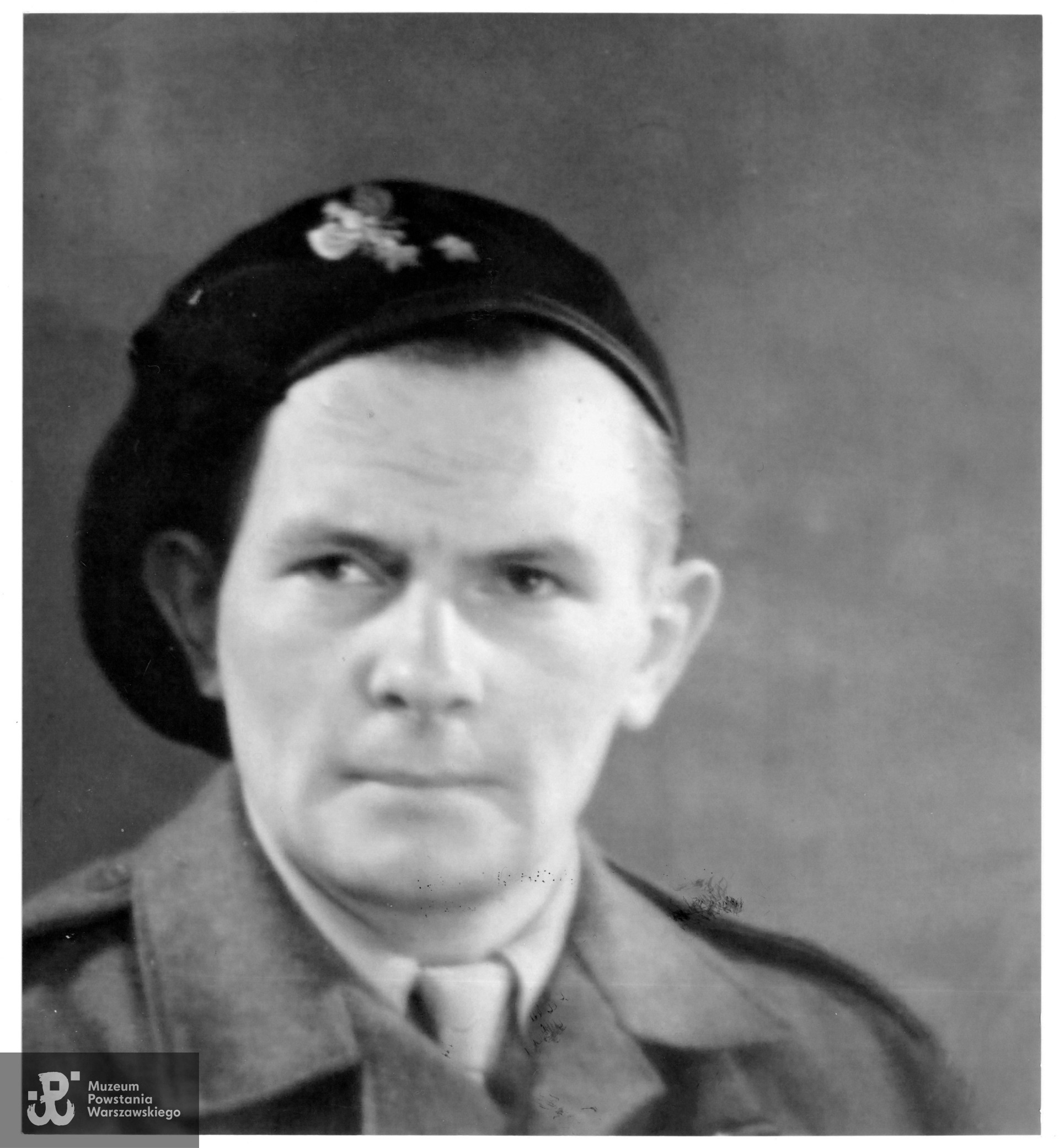 Fot. z archiwum rodzinnego p. Wiesława Wilczkowiaka, odbitka współczesna przekazana do Teczek personalnych Powstańców Warszawskich, zasób Działu Kombatanta MPW