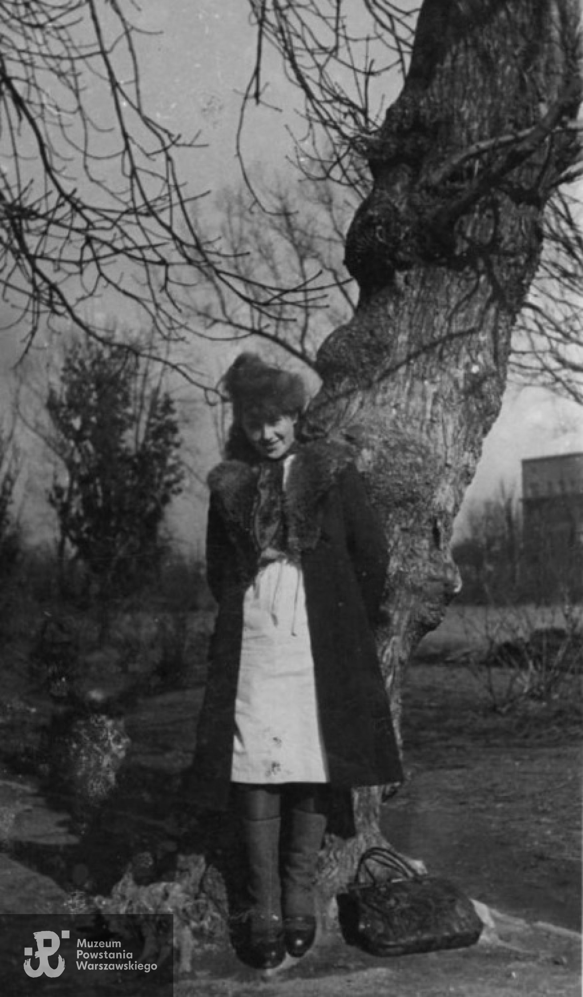 Irena Żabicka z domu Aleksandrowicz 1944 r. Zdjęcie ze zbiorów Urszuli Katarzyńskiej-Ballner / MPW