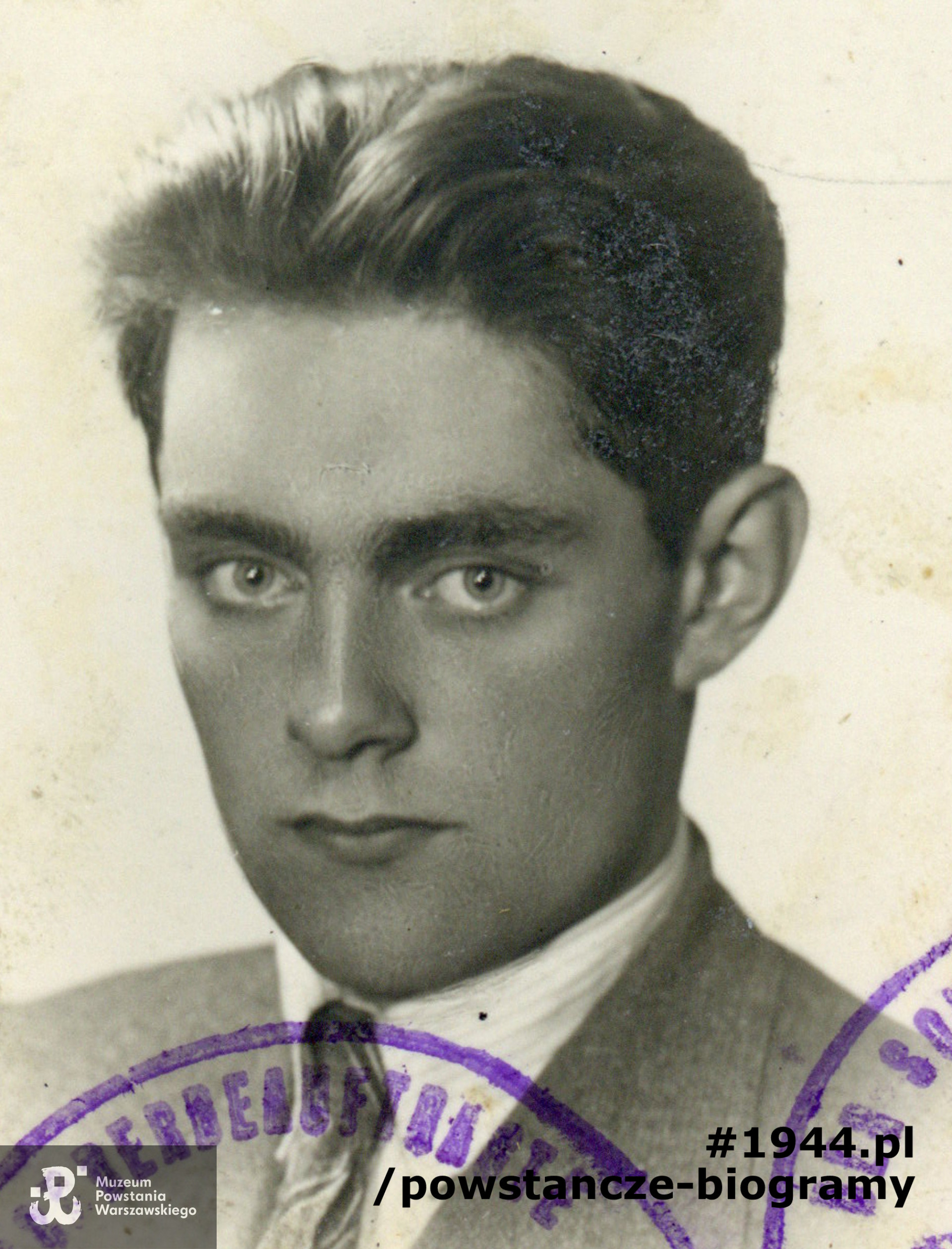 strz. Wojciech Roniewicz ps. "Adam" (1923-1944). Fotografia portretowa ze zbiorów Muzeum Powstania Warszawskiego - materiały Jana Rockiego