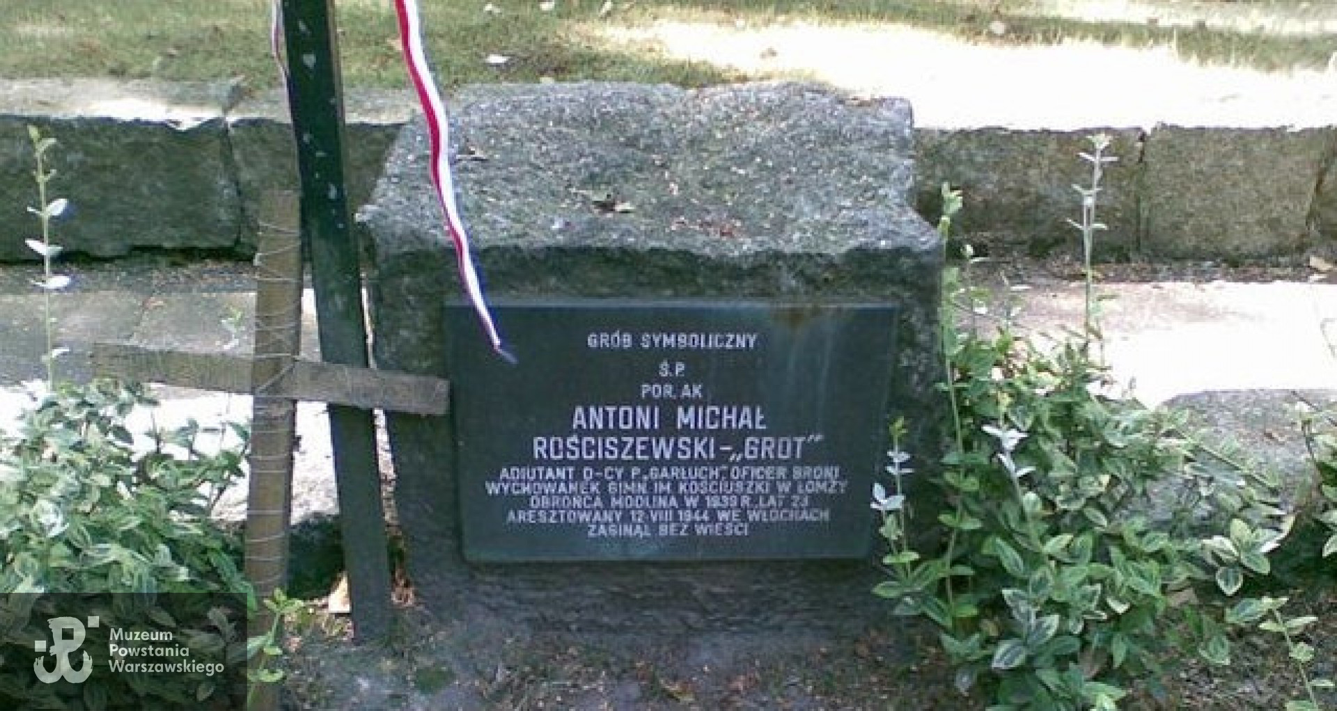 Mogiła symboliczna Antoniego Michała Rościszewskiego.