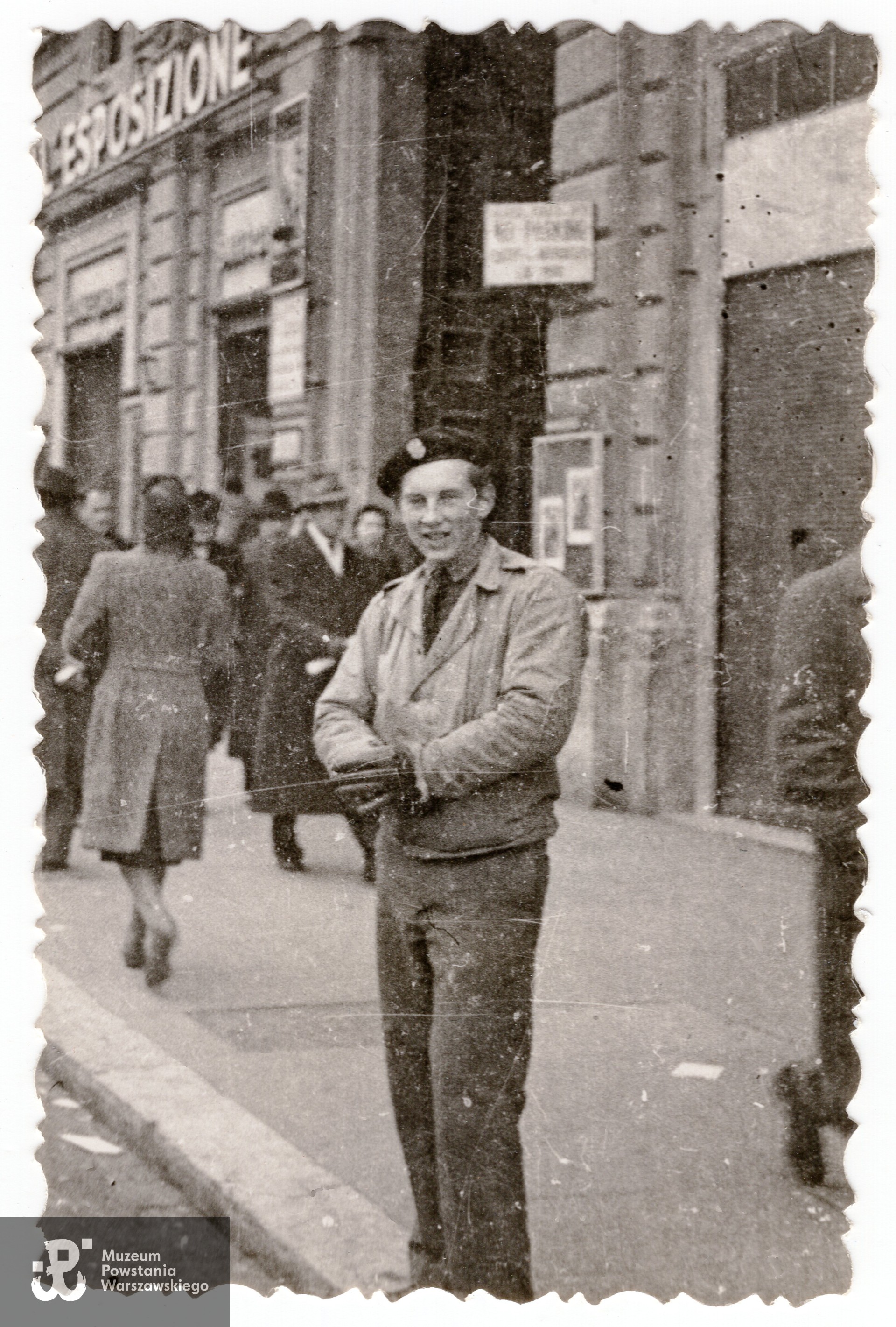 W Rzymie, 1946. Fot. z archiwum rodzinnego p. Ryszarda Kniazia. Skan wykonano w Muzeum Powstania Warszawskiego/Dział Kombatanta