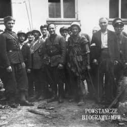 Fotografia z Powstania Warszawskiego wykonana ok. 23.08.1944 r.  Oddział z komp. 