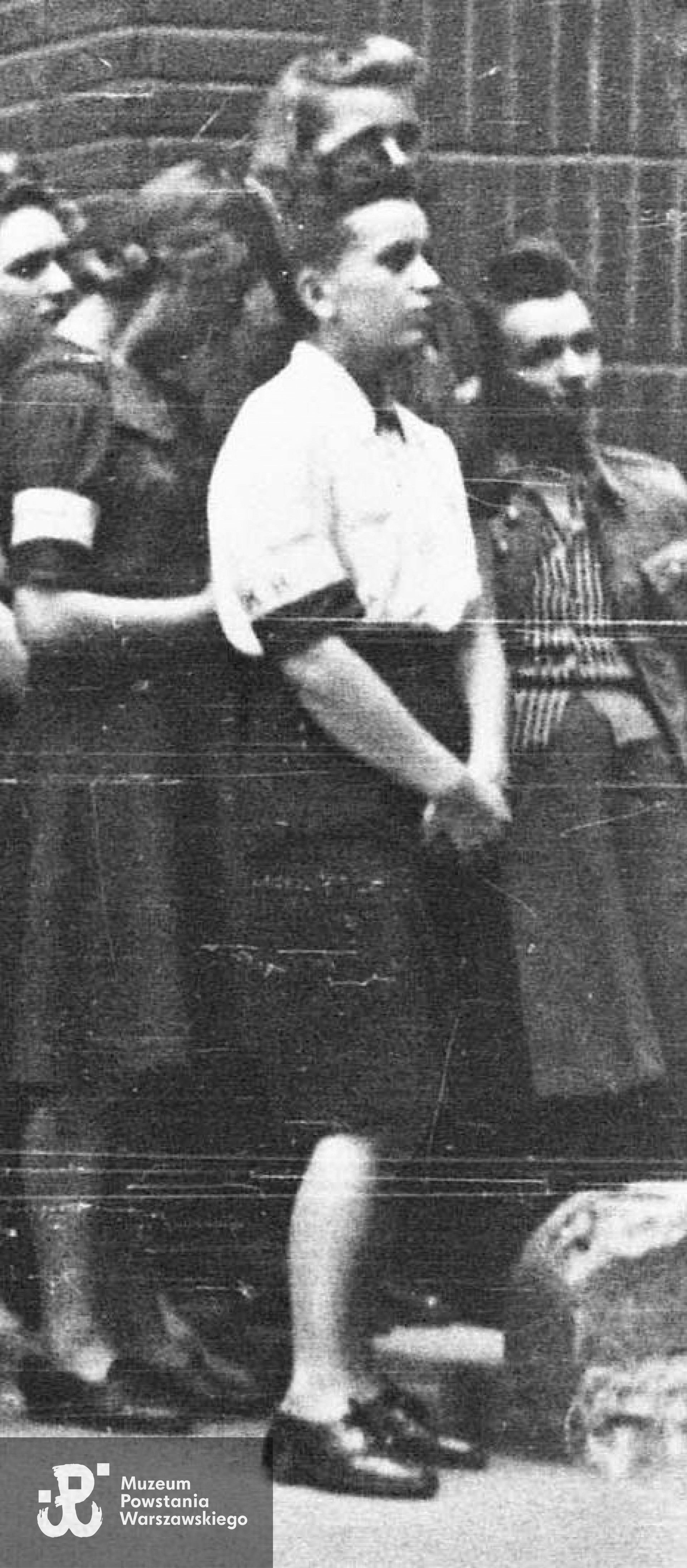 Powiększony fragment zdjęcia autorstwa S. Dobrzańskiego.