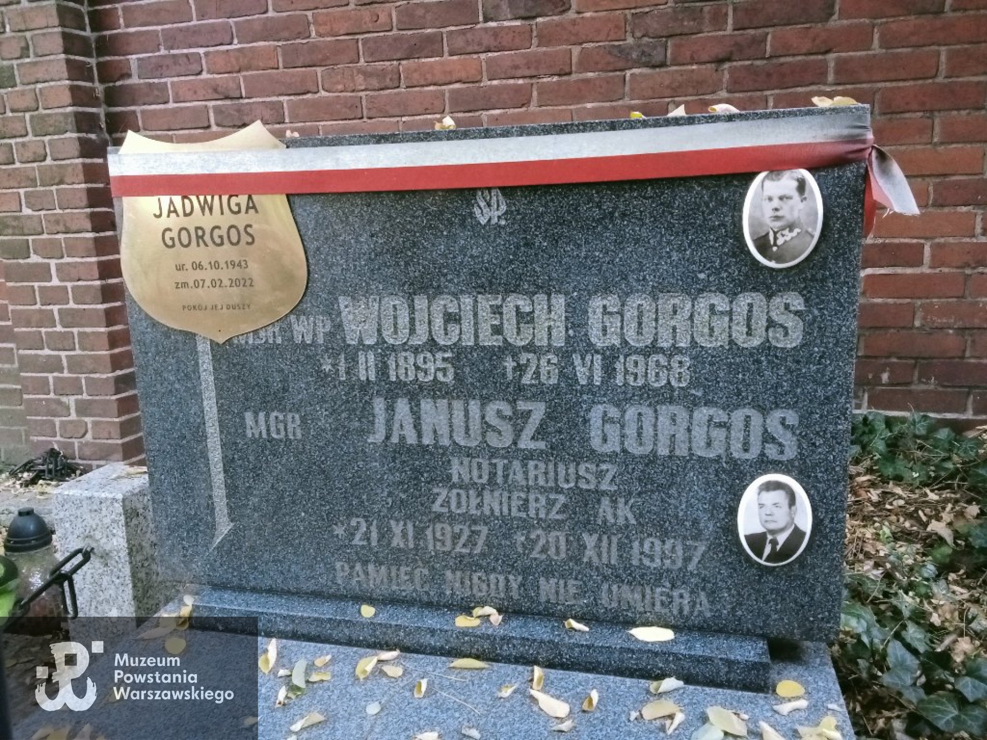 Wrocław, Cmentarz św. Wawrzyńca, Sektor 13, rząd: 1, grób 138. W tym samym miejscu pochowany został jego ojciec, Wojciech Gorgos. Fot. https://wroclaw-katedra.grobonet.com/iac/zdjecia/1/13/1,138,.JPG

