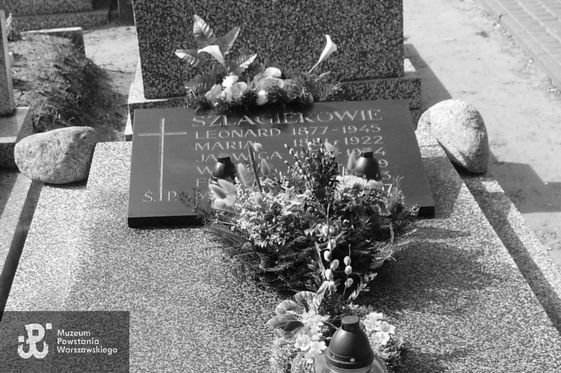 Mogiła Marii Szlagier na warszawskich Powązkach, wiosna 2012 r. Fot. Małgorzata Cichocka-Kruza