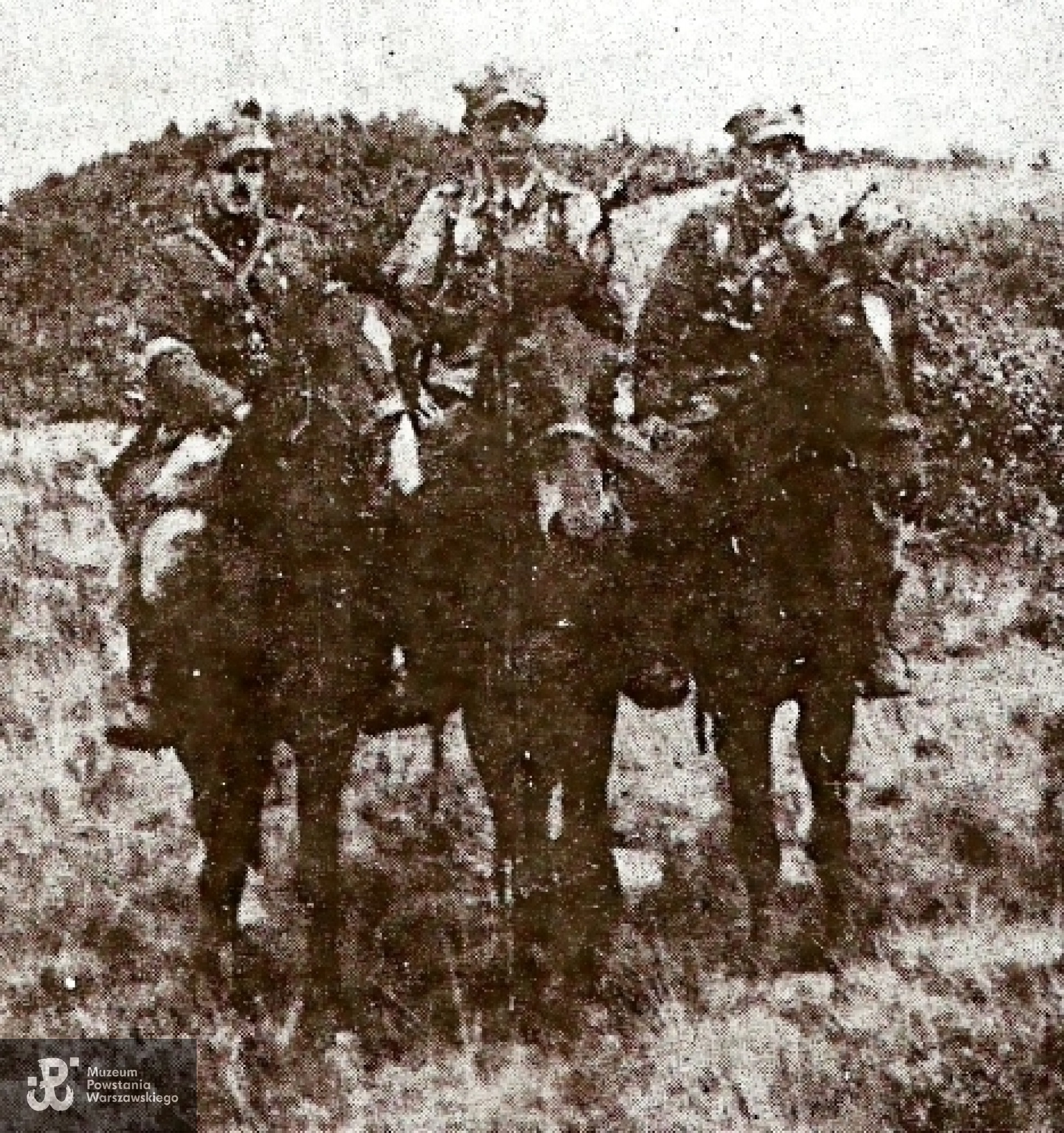 Edward Rejowski - w środku. Zdjęcie ze zbiorów Marty Żaczek