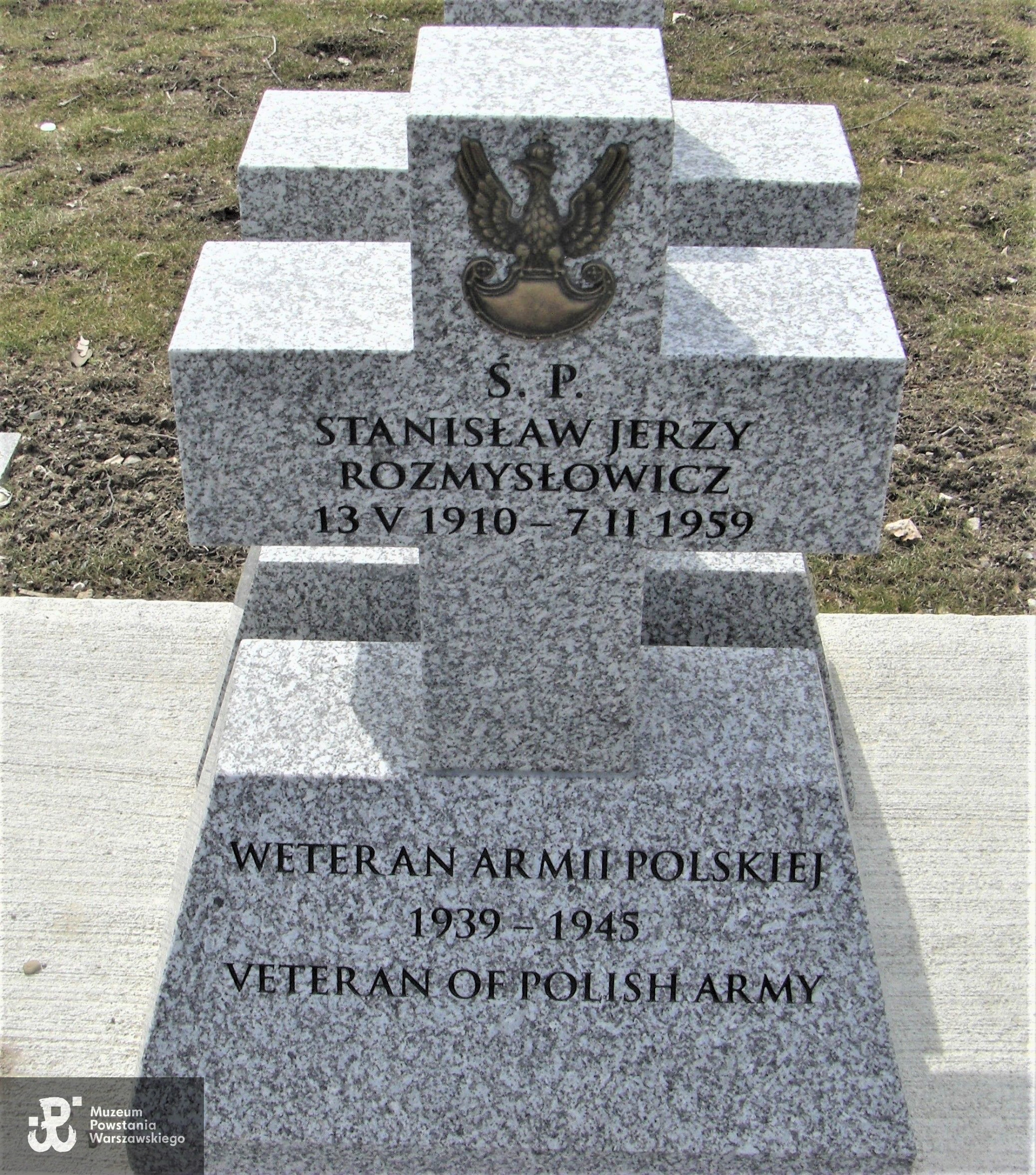 Miejsce pochowania Stanisława Jerzego Rozmysłowicza na Cmentarzu (Holy Sepulchre Catholic Cemetery) Southfield, Oakland County, Michigan,  USA, stan obecny, po renowacji. Fot. ze zbiorów rodzinnych, udostępnił p. Mirosław Wojciech Kozłowski