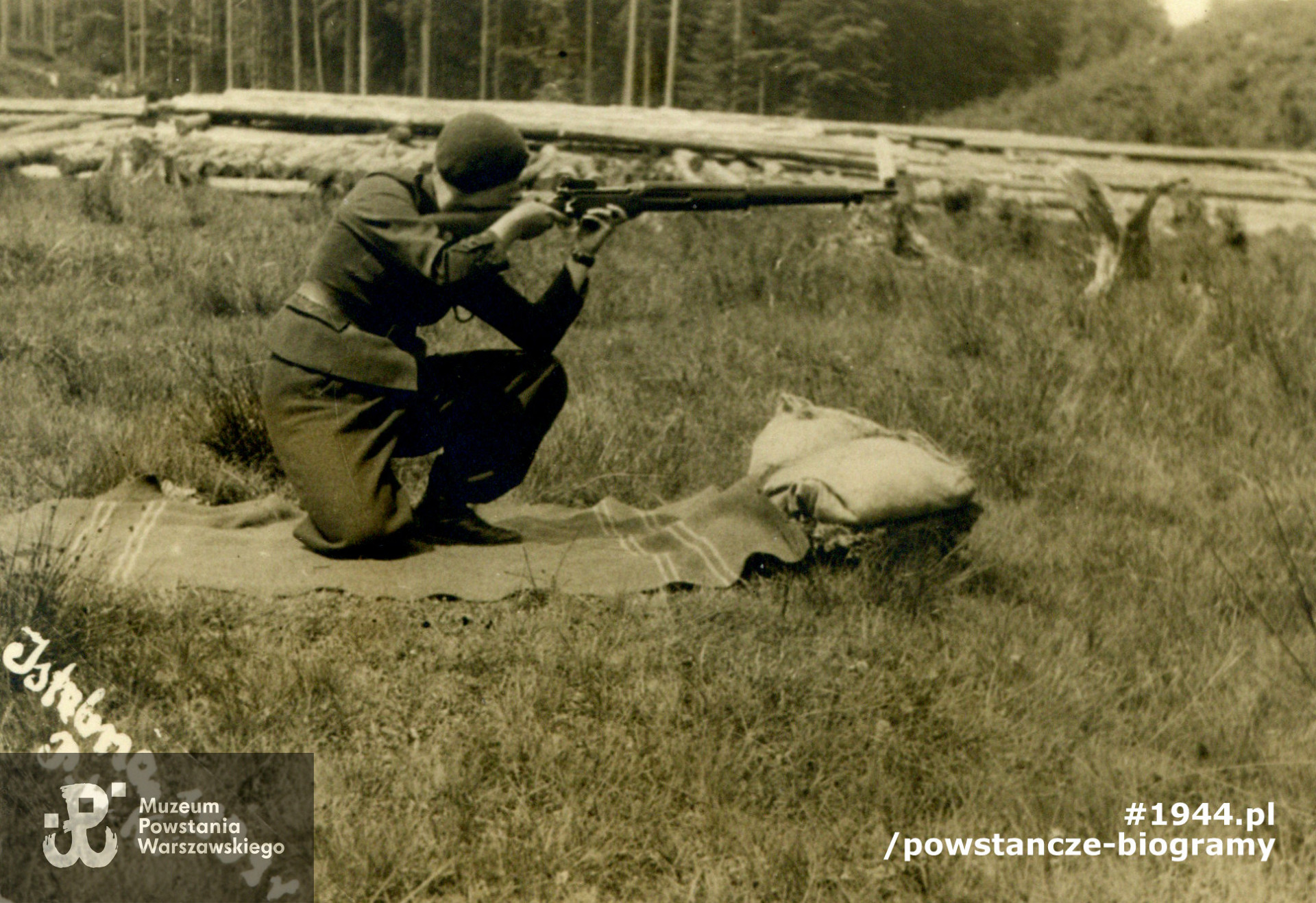 Obóz Przysposobienia Wojskowego Kobiet w Istebnej, 1939 rok. Fot. ze zbiorów Muzeum Powstania Warszawskiego, sygn. P/8912/17