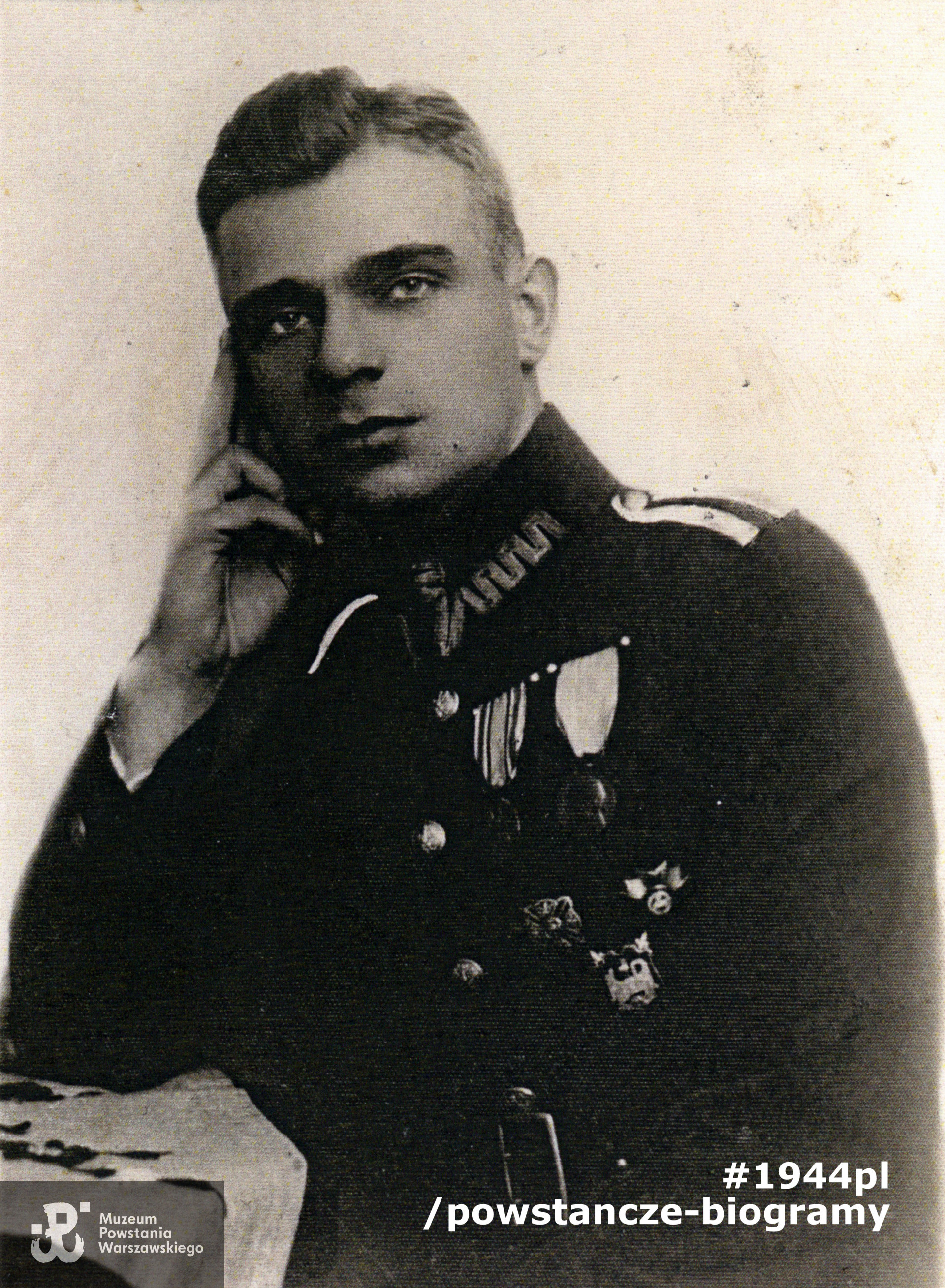 Stefan Firmian  Stalpiński „Bułat” (1902-1961). Na zdjęciu w roku 1923. Fotografia ze zbiorów rodzinnych p. Stefana Stalpińskiego, syna "Bułata". Skan wykonany w Muzeum Powstania Warszawskiego, 02/2020