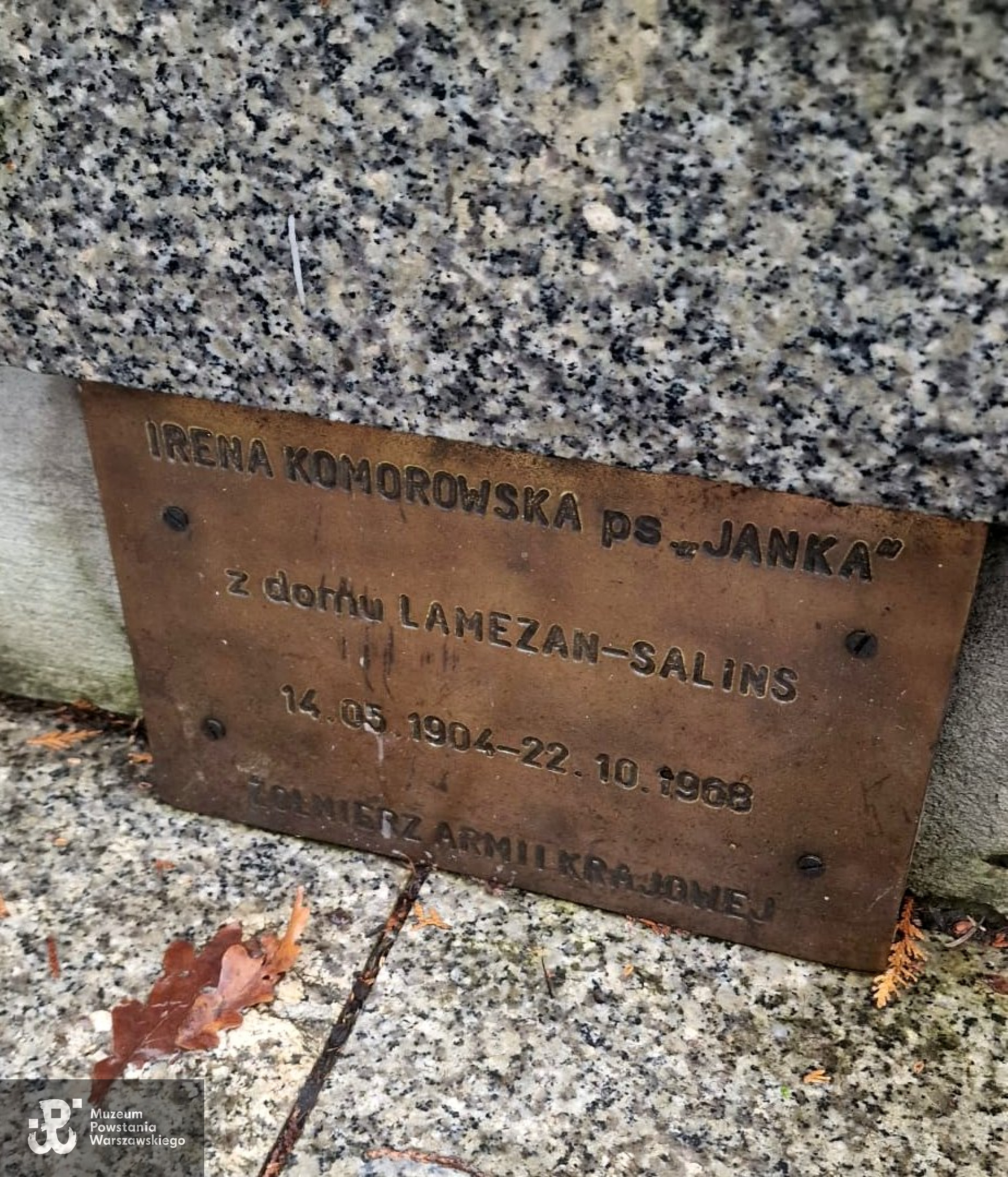 Powązki Wojskowe - Kwatera Komendy Głównej AK, miejsce pochowania Ireny i Tadeusza Komorowskich. Fot. udostępnił p. Remigiusz Stefani