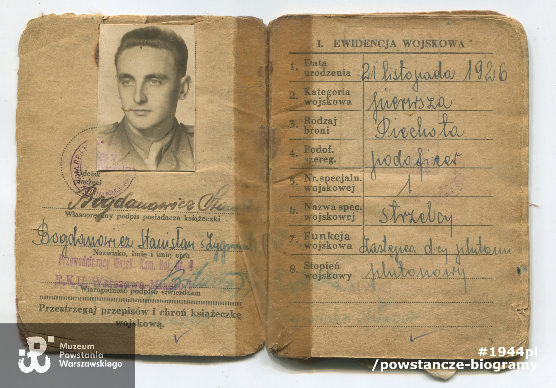 Książeczka wojskowa, str. 2-3. Ze zbiorów rodzinnych   p. Stanisława Bogdanowicza ps. "Bogdan"