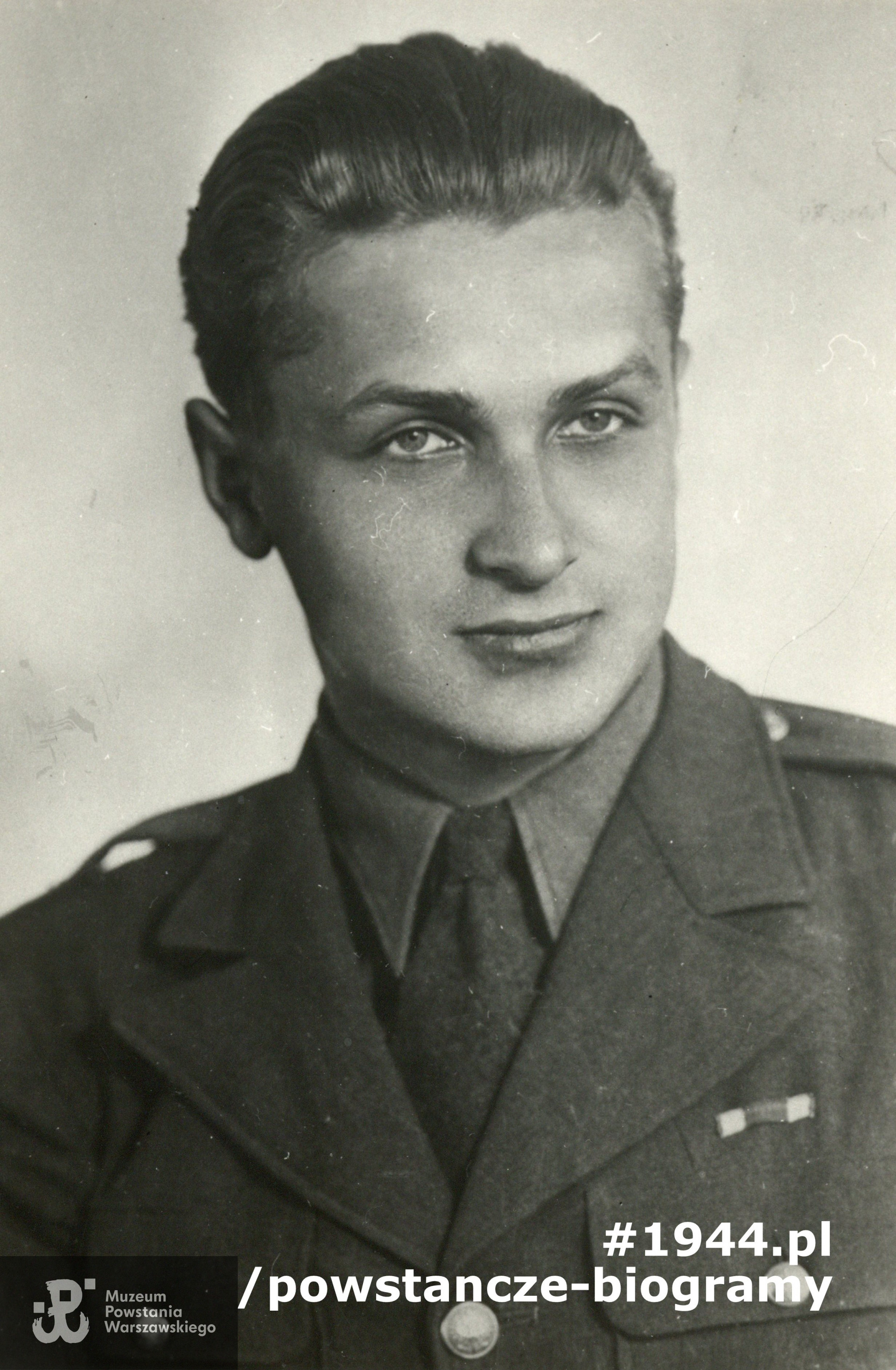 kpr. pchor. Lech Tadeusz Pecho ps. "Ogrodziński"(1925 - ? ). Fot. ze zbiorów Muzeum Powstania Warszawskiego - zbiór Ewy Orlikowskiej - Krasnowolskiej