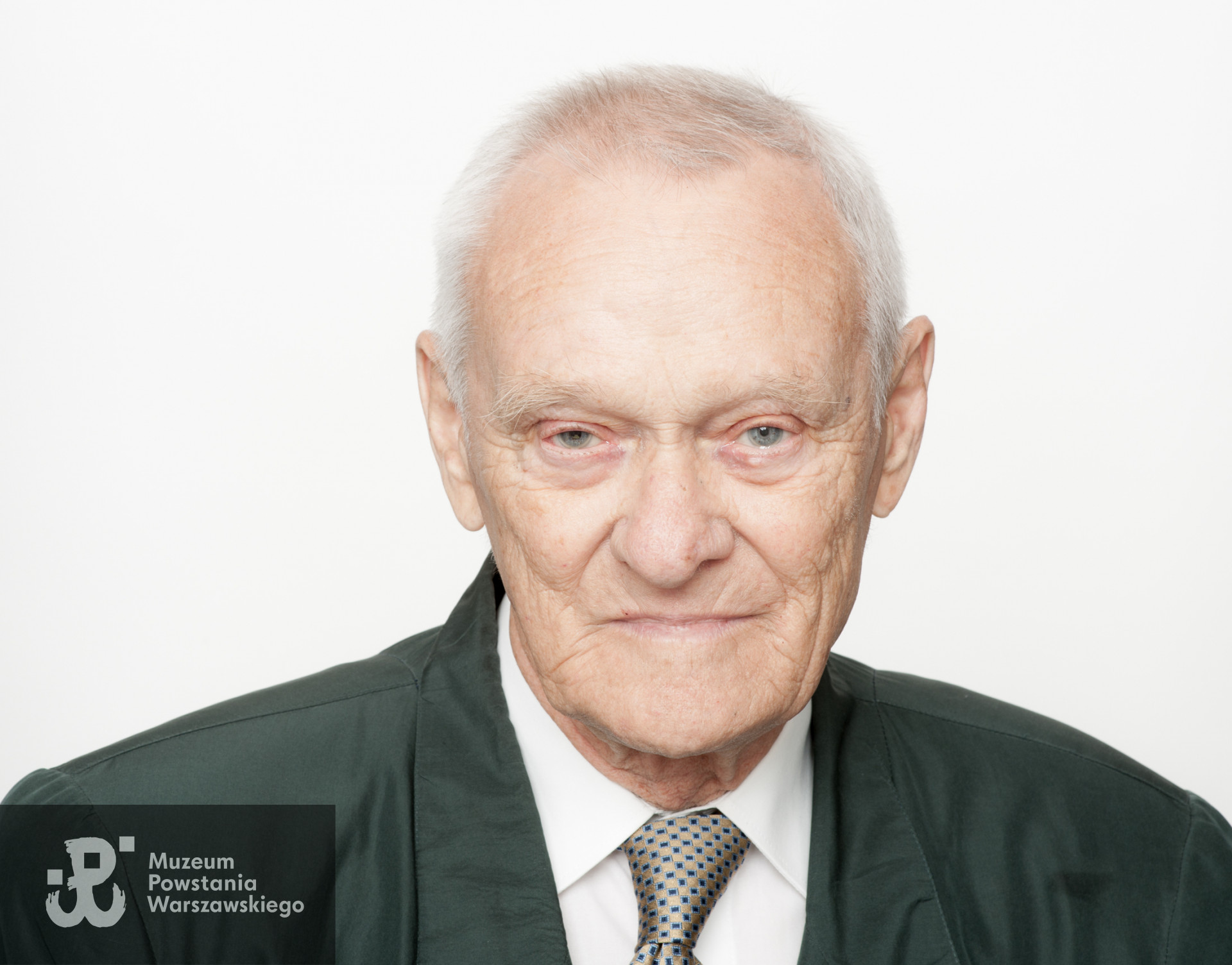 Zdjęcie z serii portretów Powstańców Warszawskich wykonanych w ramach projektu "1944/70/2014" realizowanego przez grupę WWPHOTO dla uczczenia 70. rocznicy wybuchu Powstania Warszawskiego. Muzeum Powstania Warszawskiego, 22.07-04.08 2013