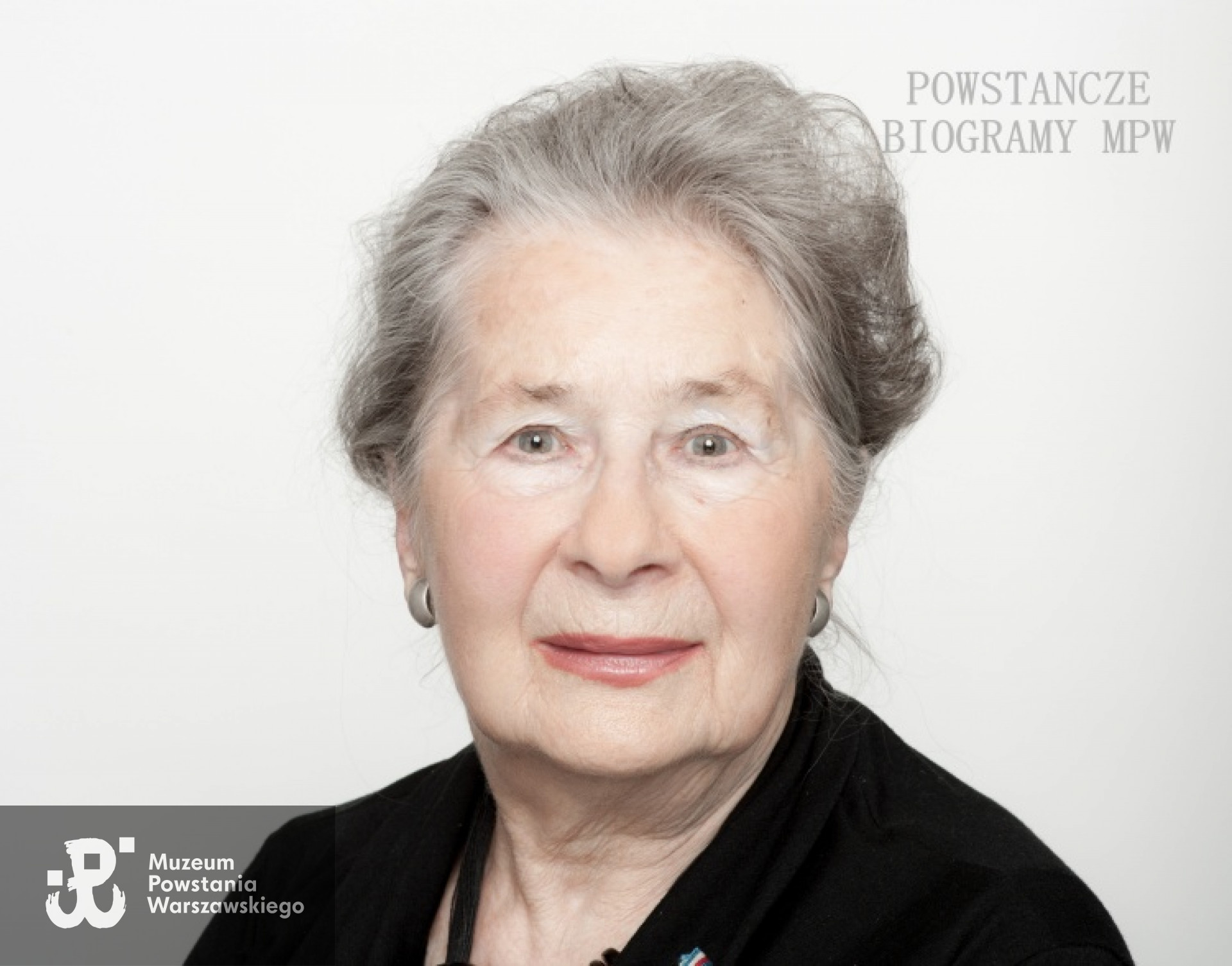 Barbara Kulińska z domu Żugajewicz. Zdjęcie z serii portretów Powstańców Warszawskich w ramach projektu "1944/70/2014" realizowanego przez grupę WWPHOTO dla uczczenia 70. rocznicy wybuchu Powstania Warszawskiego. Muzeum Powstania Warszawskiego, 22.07-04.08 2013.