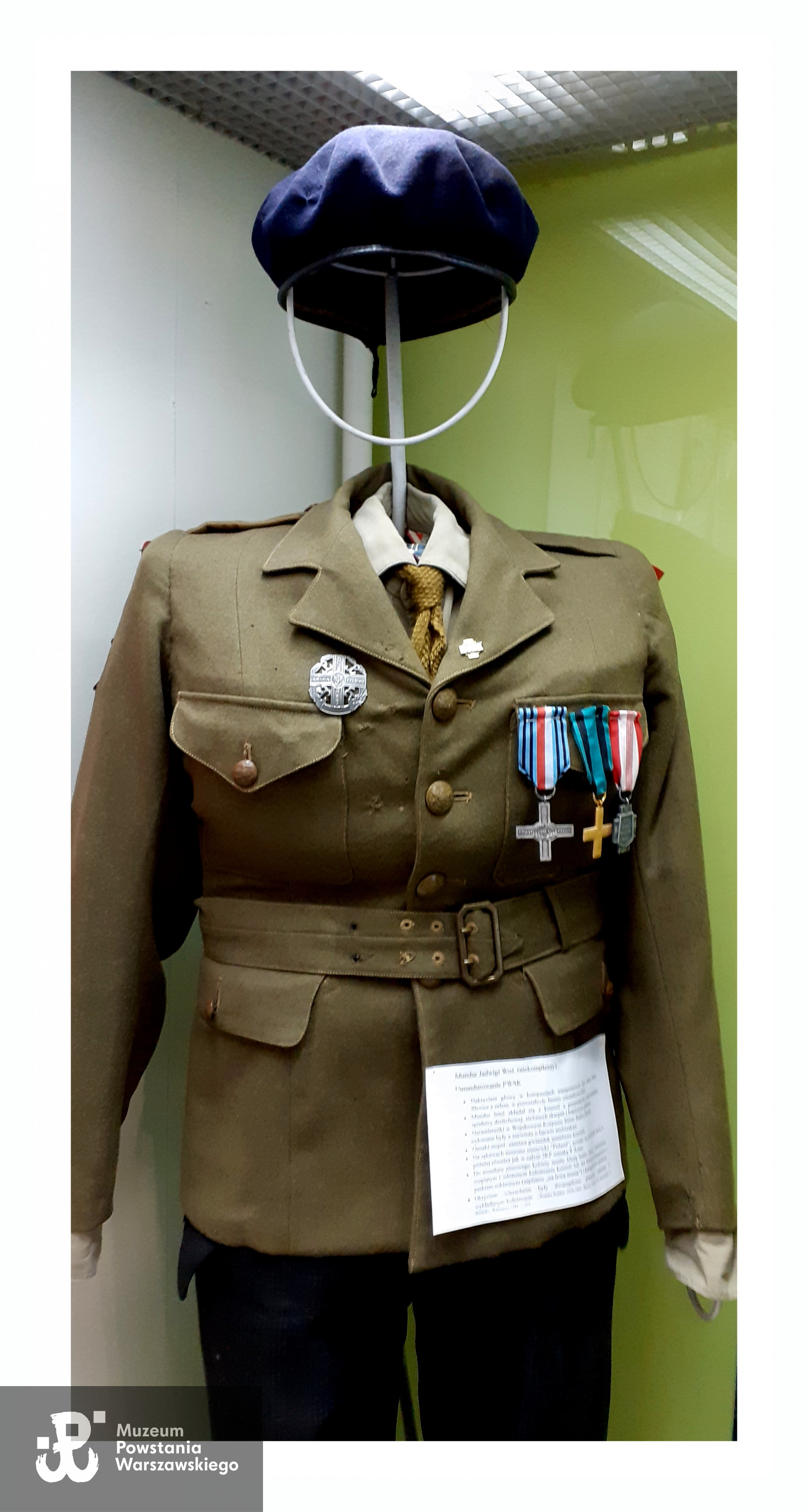 Mundur PWSK należący do Jadwigi Woś "Wiśniowieckiej", znajdujący się obecnie w zbiorach Muzeum Czynu Zbrojnego w Krakowie. Fot. p. Jarek Sołtys
