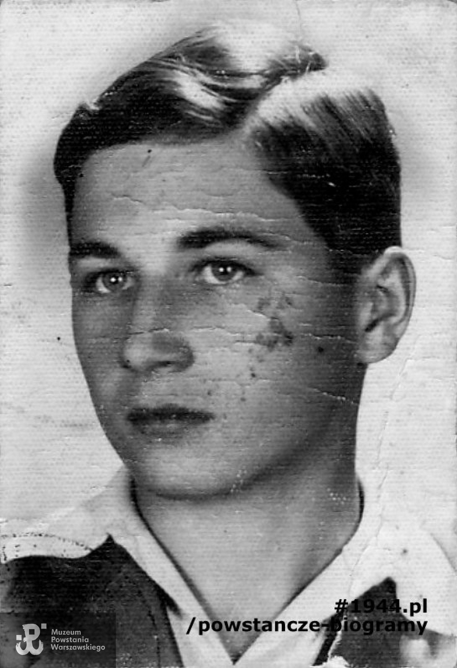 Stanisław Likiernik - zdjęcie legitymacyjne.  Fot. z archiwum rodzinnego Stanisława Likiernika, udostępnił S. Likiernik za pośrednictwem p. Emila Marata