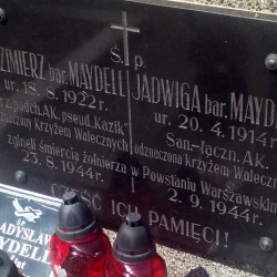 Warszawa, Cmentarz Wojskowy na Powązkach kw. A-23, rząd 4, grób 12. Fot. nadesłała p. Magdalena Ciok