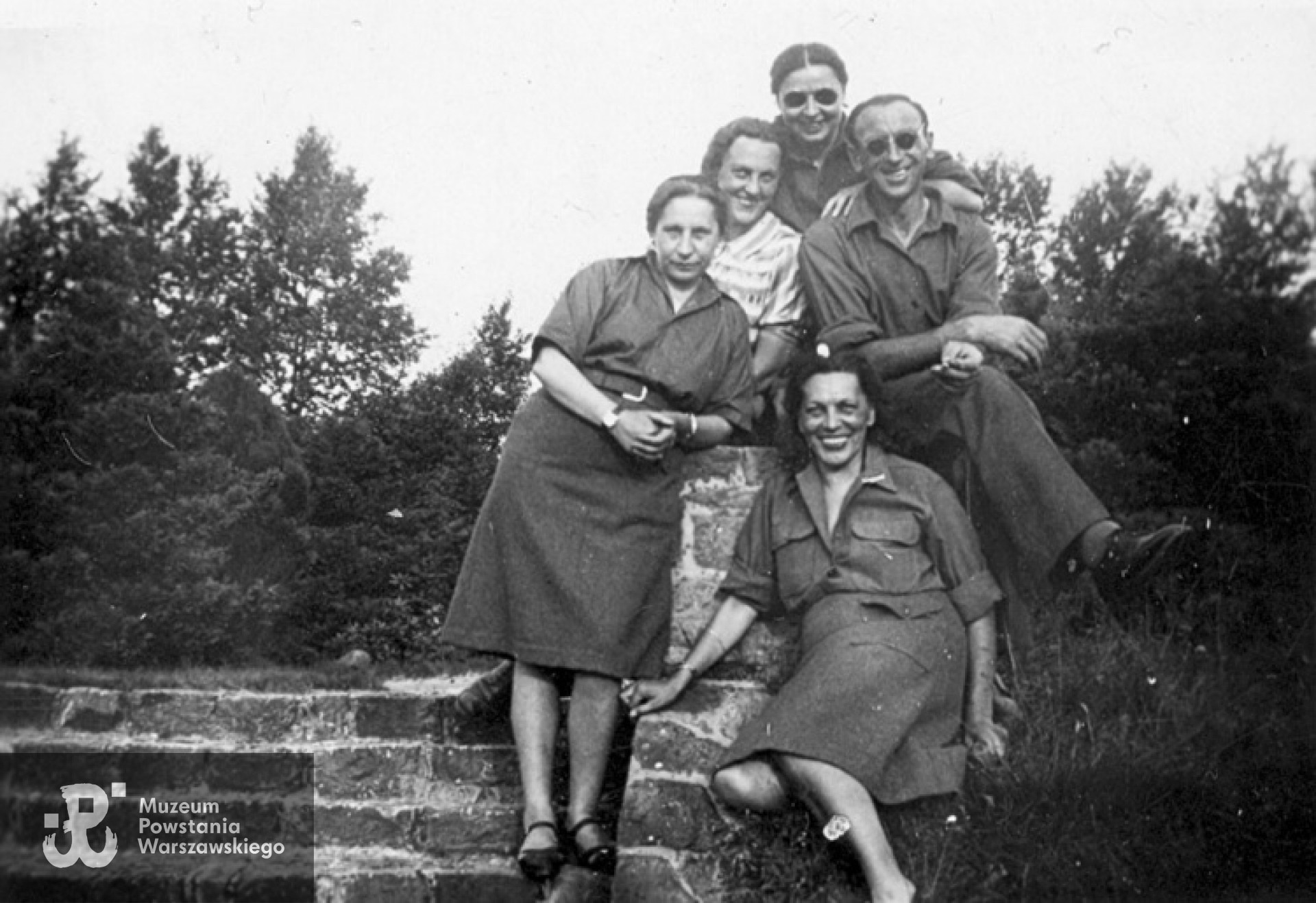 Stalag Sandbostel - w środku na górze Maria Hrynkiewicz-Moczulska