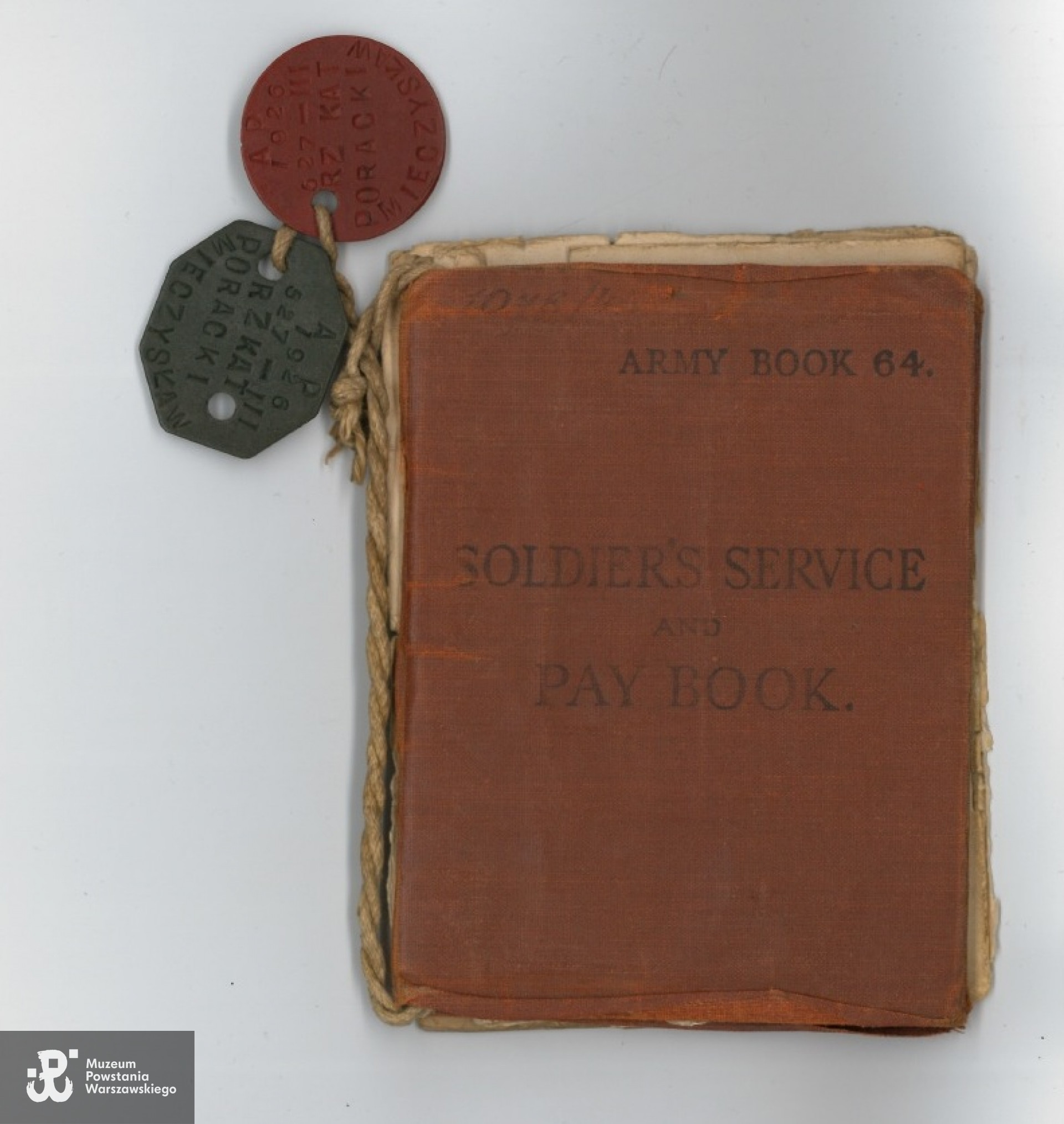 Nalężąca do Mieczysława <i>Soldiers's Service and Pay Book</i>. Z archiwum rodzinnego Andrzeja Poradzkiego