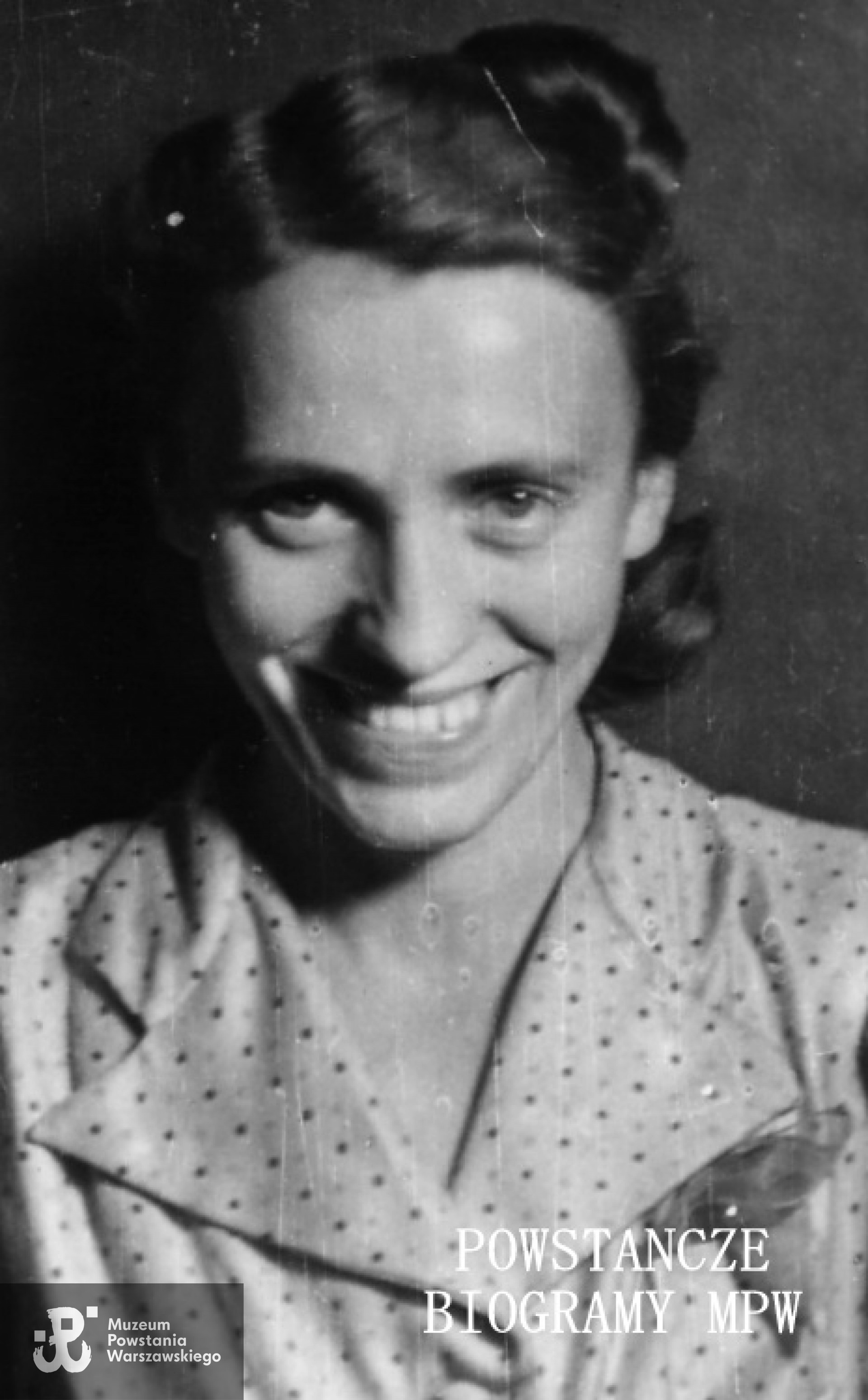 Sabina Żdżarska "Anna" (1911-2003). Zdjęcie ze zbiorów Muzeum Powstania Warszawskiego